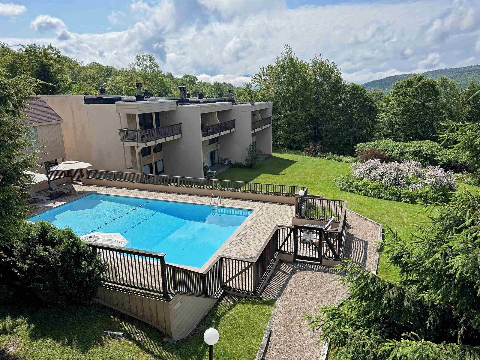 1307 Notchbrook Road, Stowe