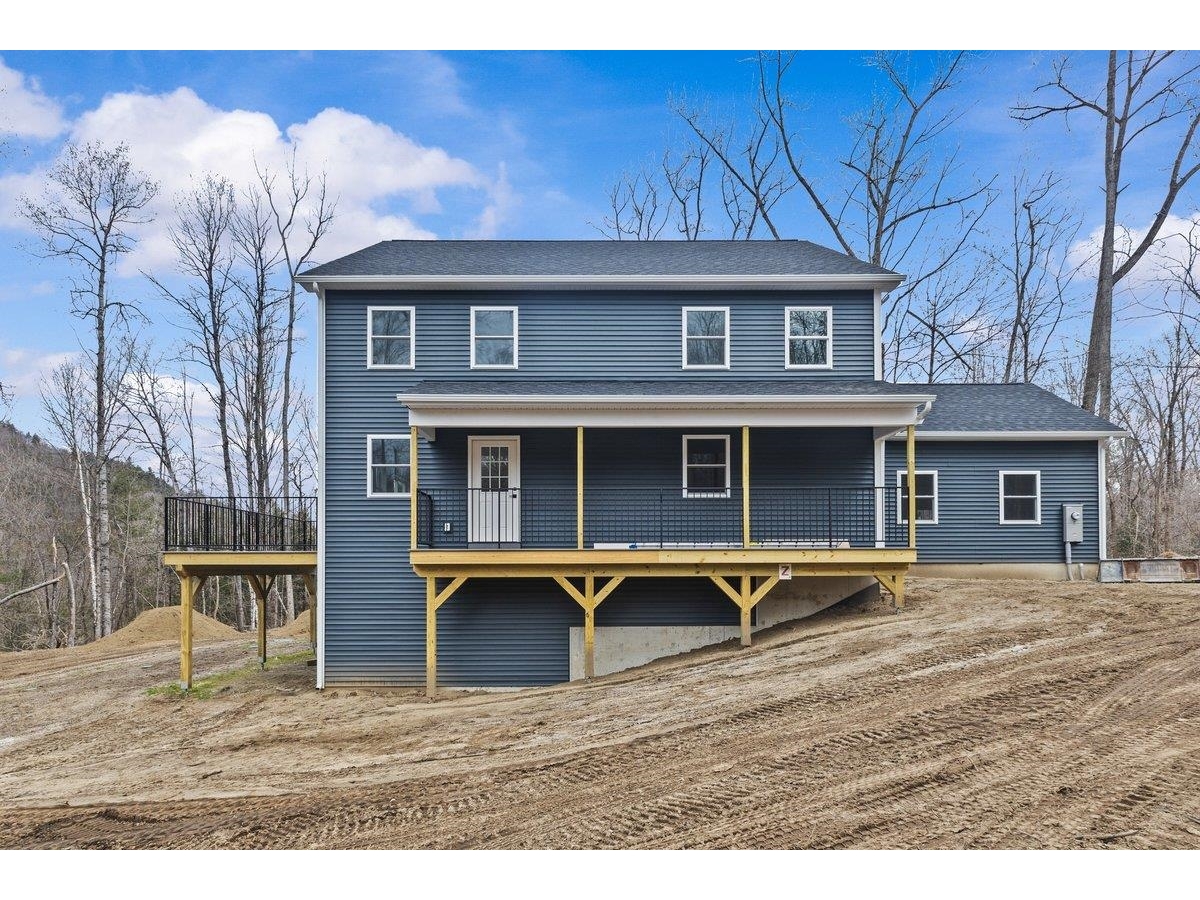 148 Texas Hill Circle, Huntington