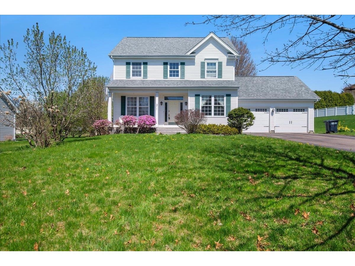 311 Brennan Woods Drive, Williston