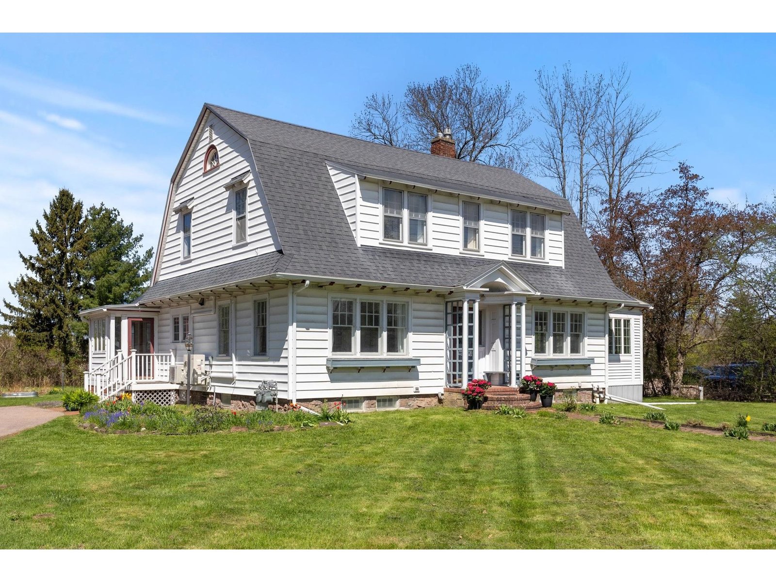 5166 Shelburne Road, Shelburne