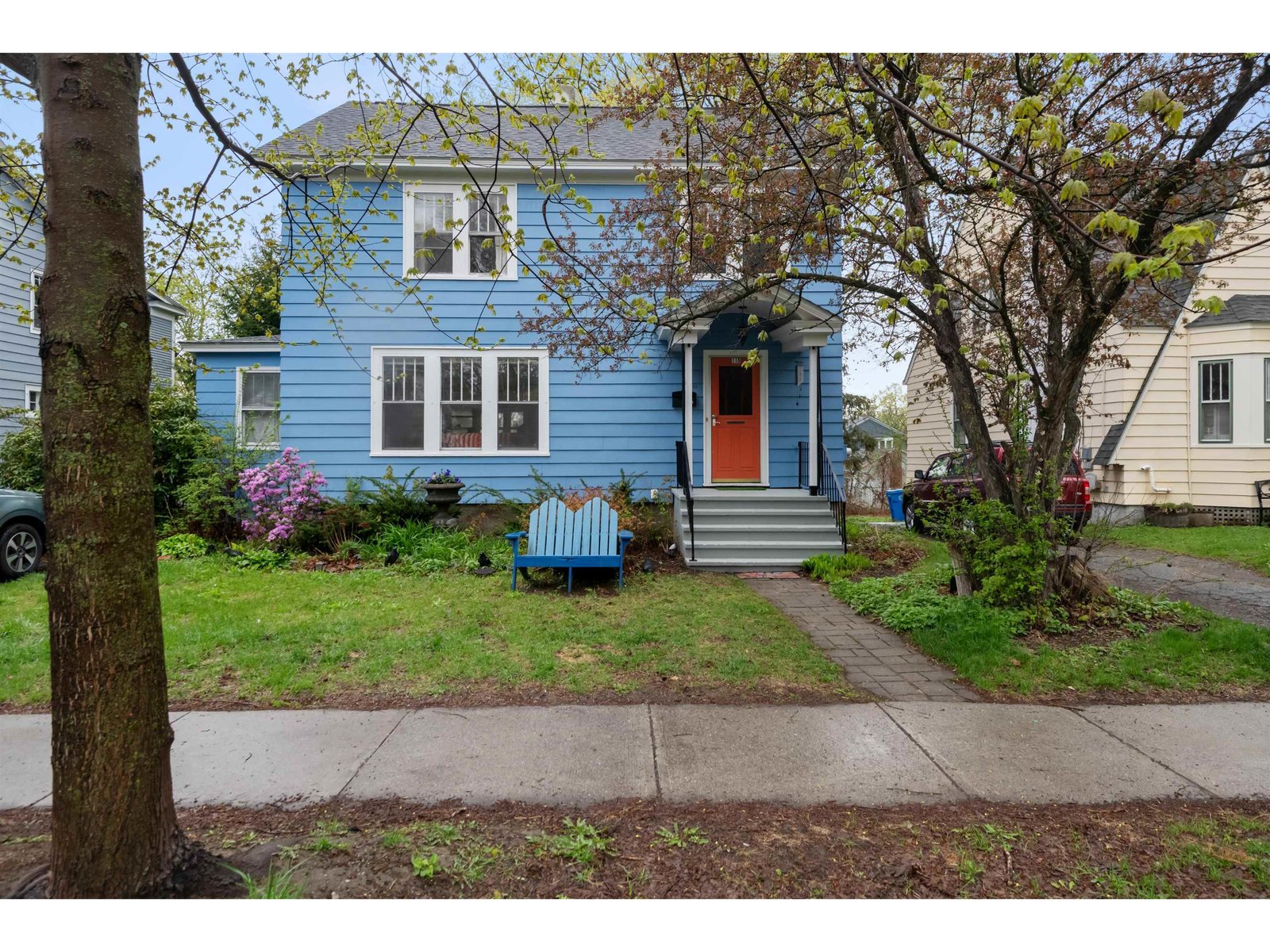 115 Caroline Street, Burlington