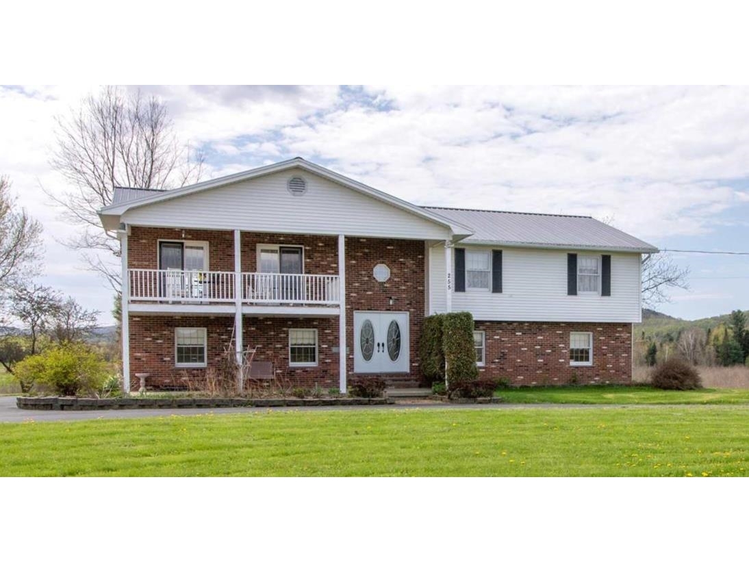 255 VT Route 58 W, Irasburg