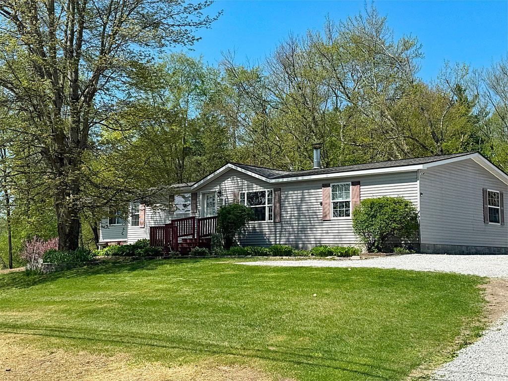 163 Plains Road, Pittsford