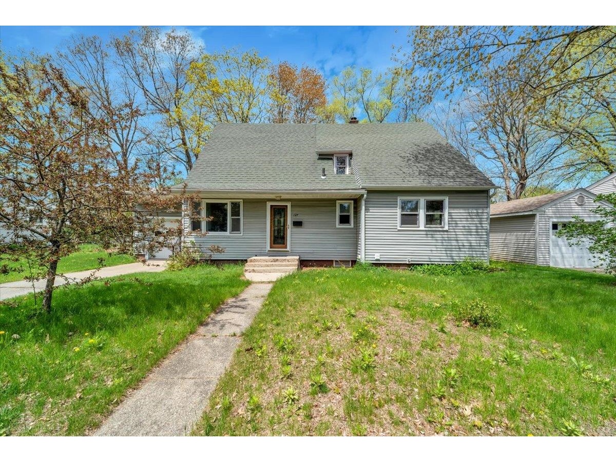 127 Edgemoor Drive, Burlington