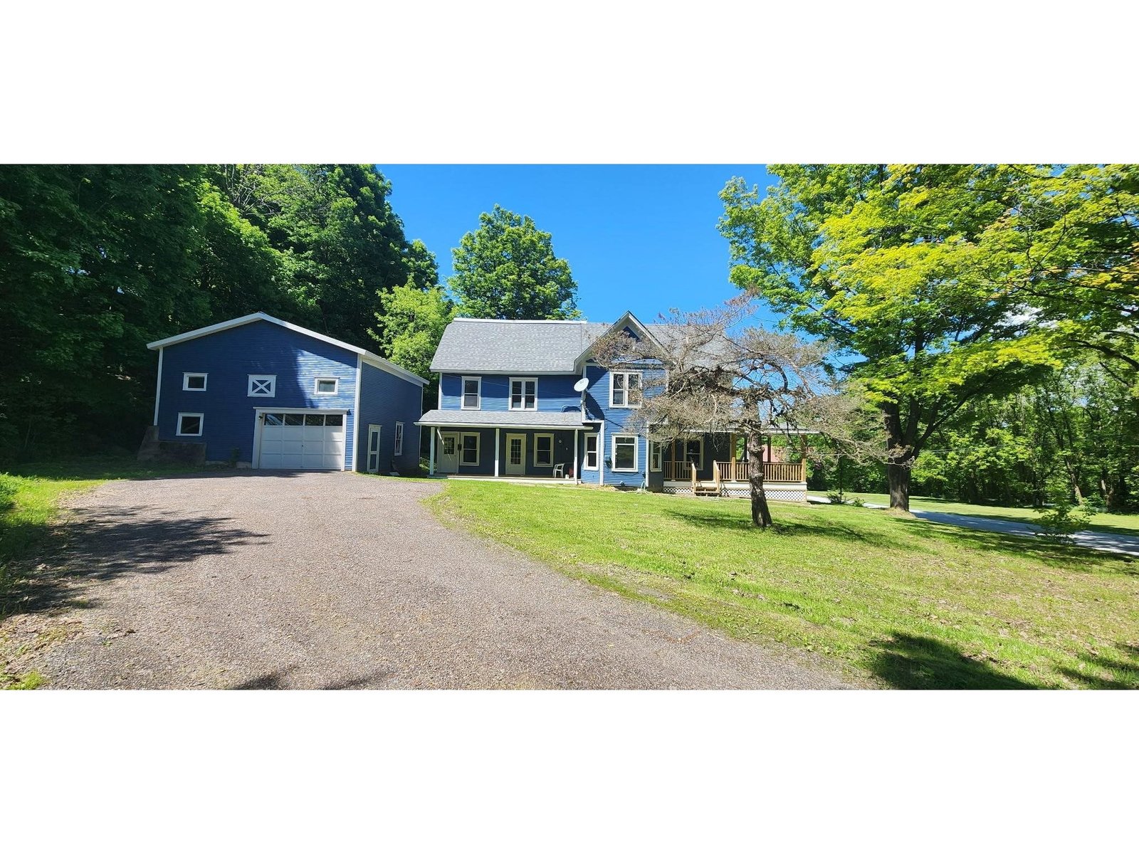76 Center Street, Richford