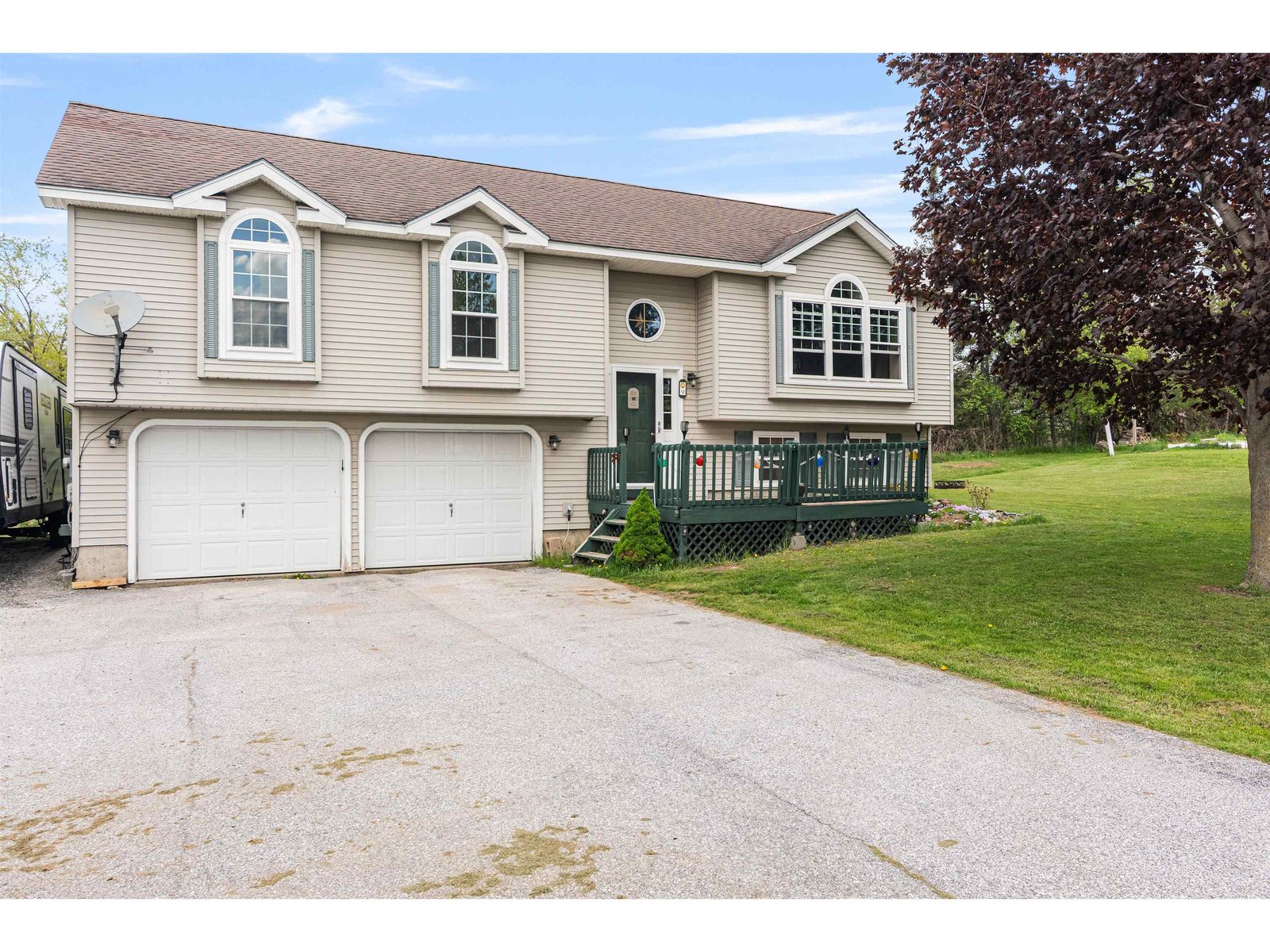 9 Tanglewood Drive, St. Albans City
