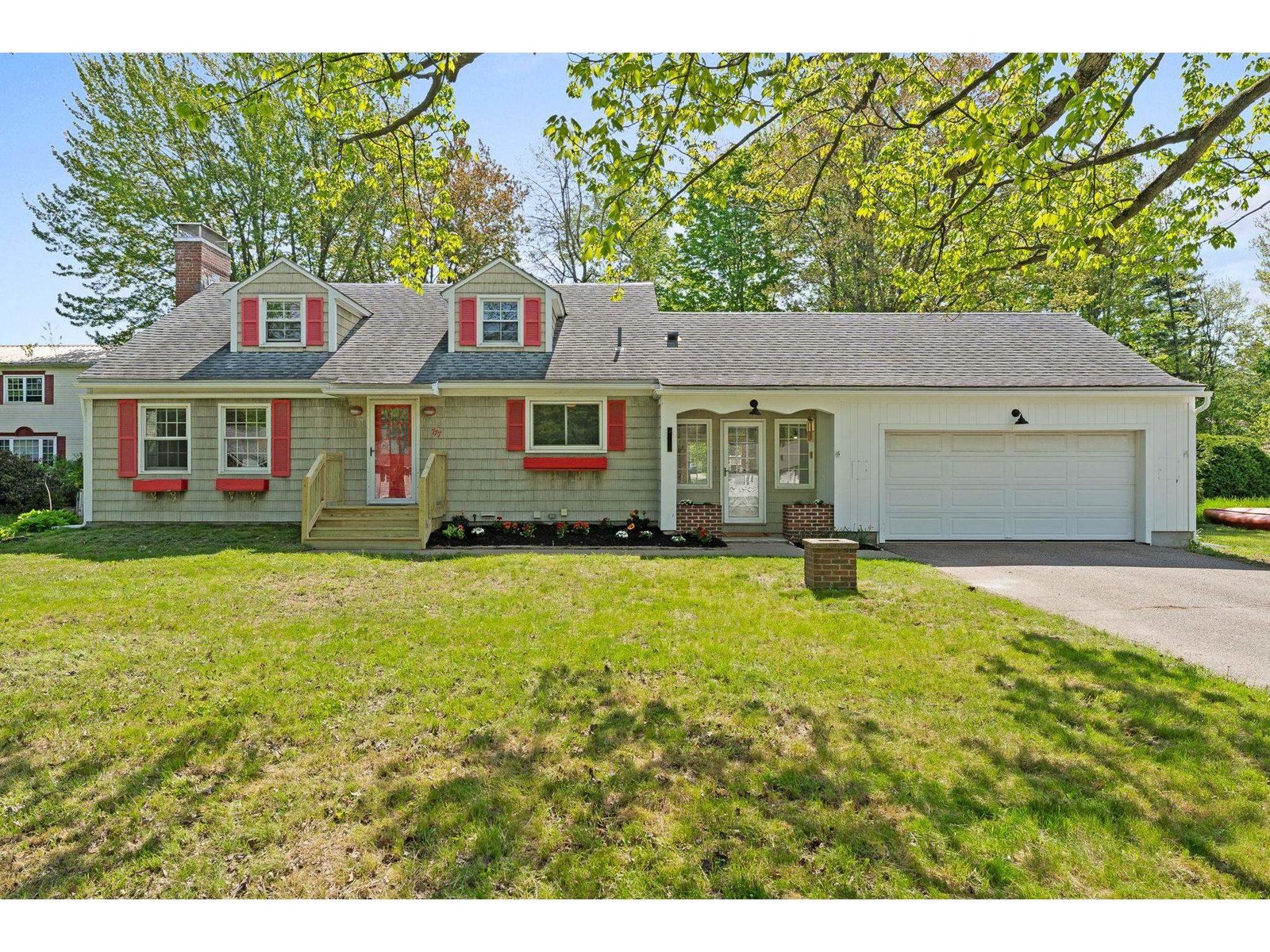 777 South Brownell Road, Williston