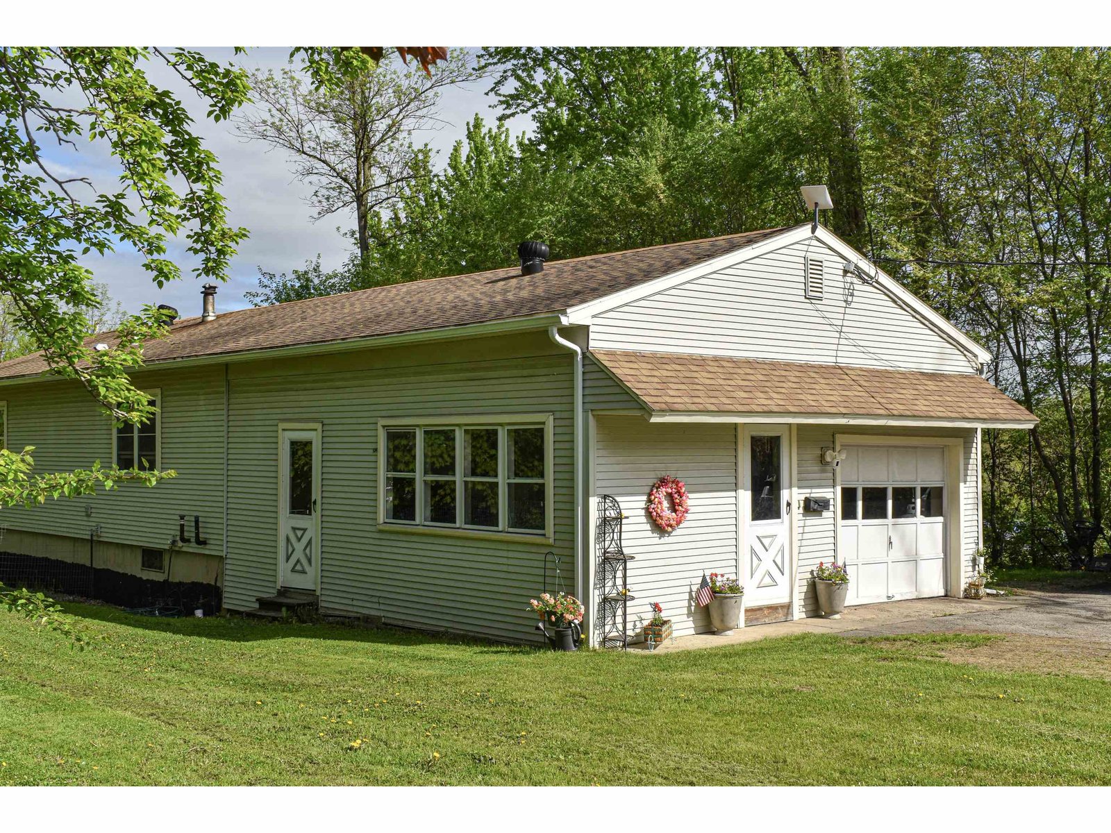 24 West Street, Vergennes