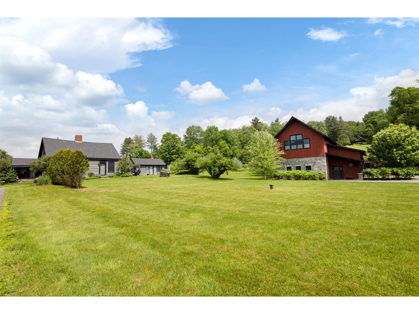 1186 Pucker Street, Stowe