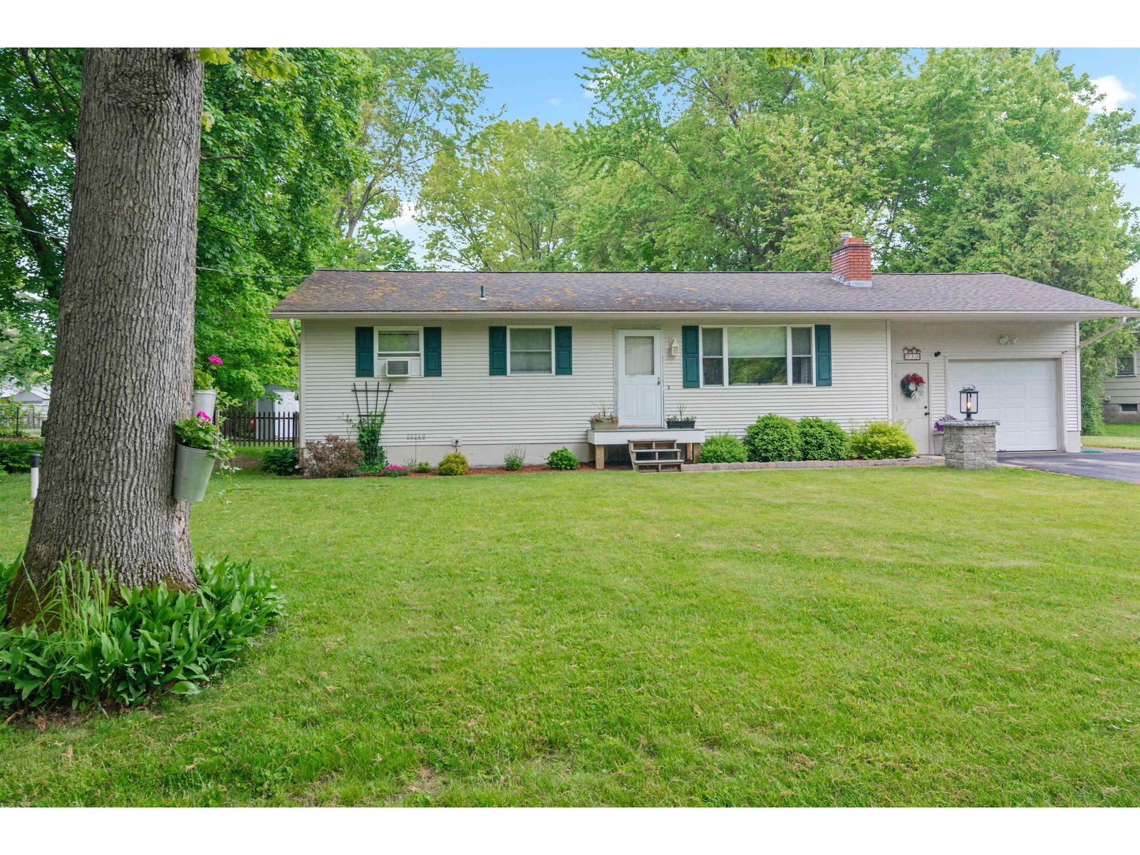 30 Canyon Estates Drive, Colchester