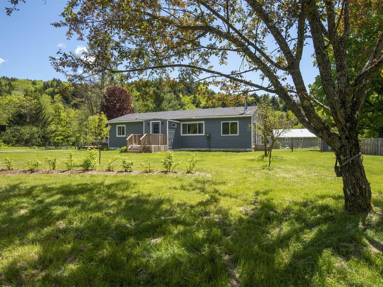 35 Lee Road, Worcester