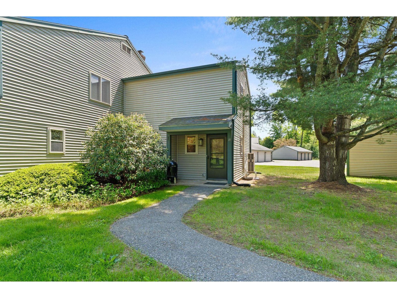 14 Hideaway Lane, Williston
