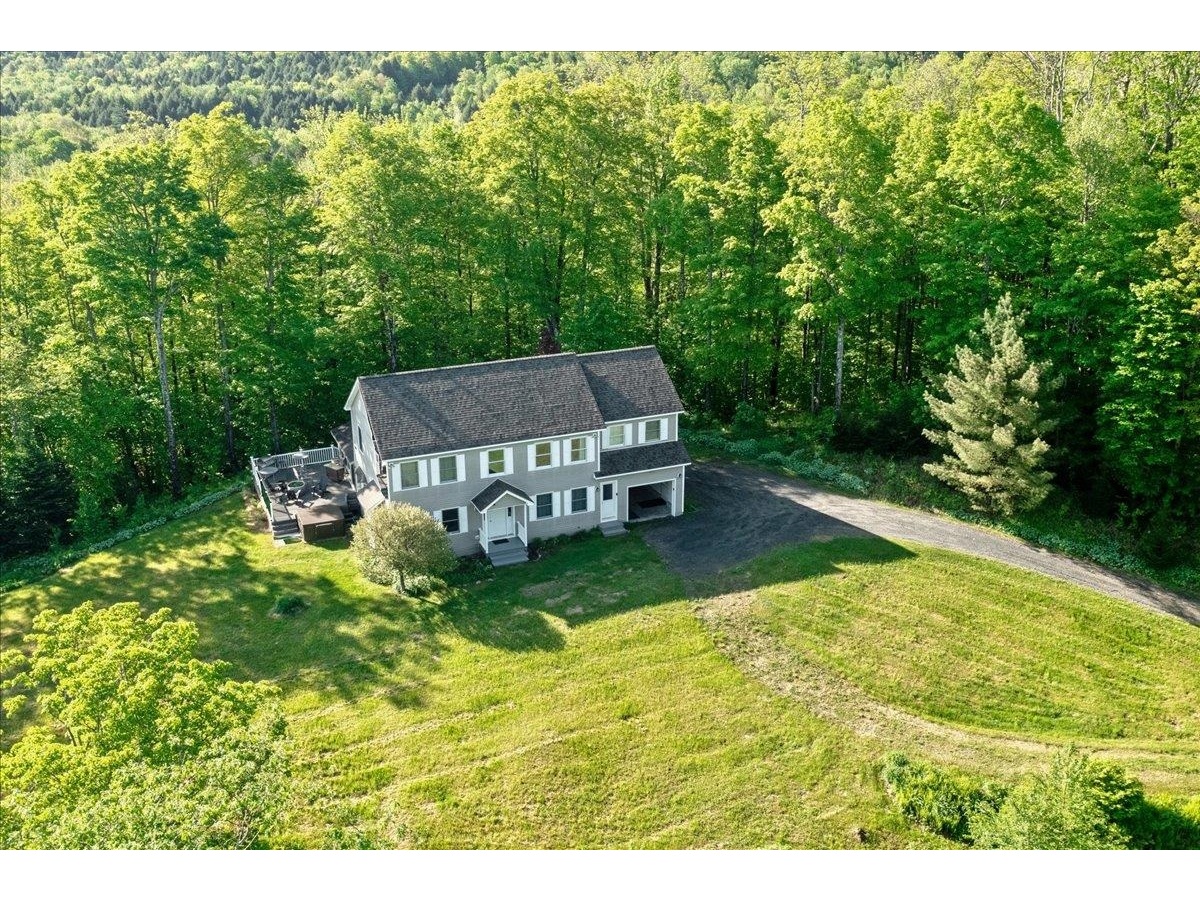 165 Golf Course Road, Warren