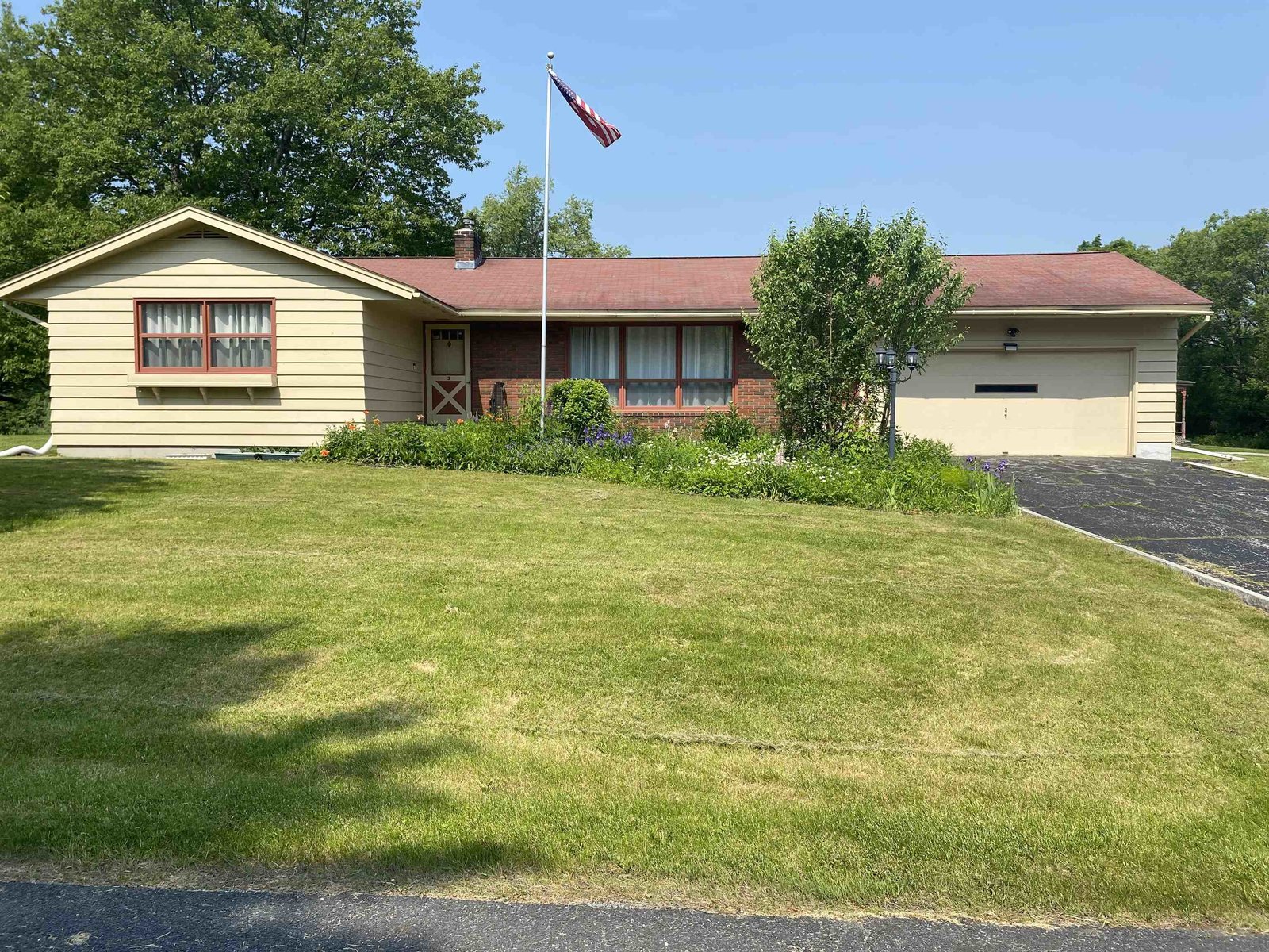 3 wark Street, Barre Town