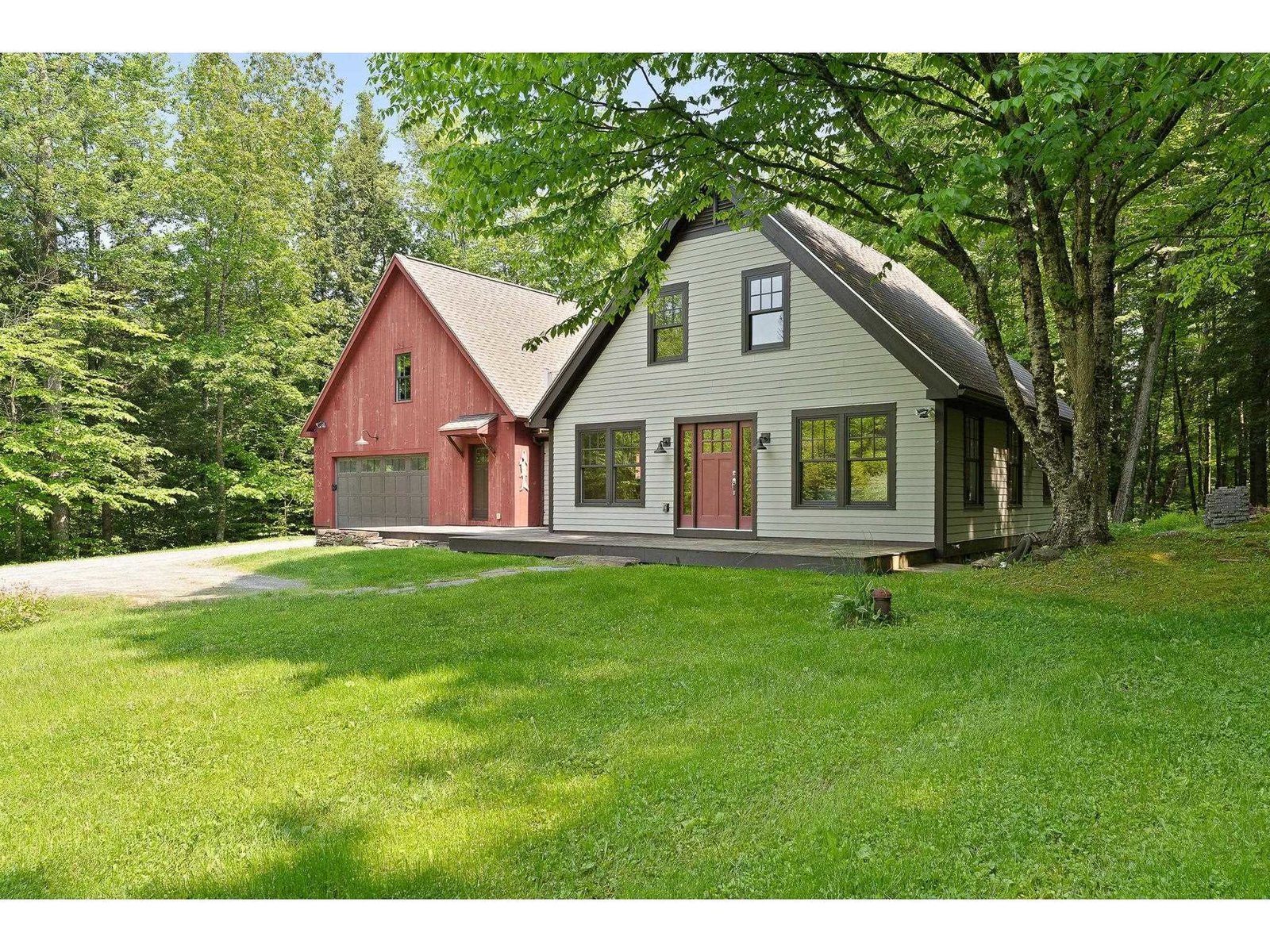 447 Village Woods Road, Waitsfield