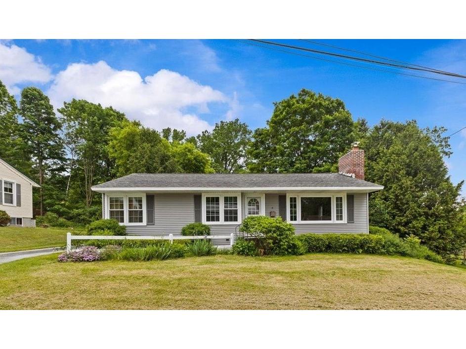 6 Donnelly Court, St. Albans City