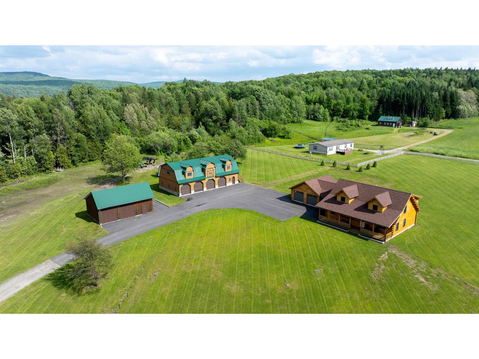 535 Mead Hill Road, Holland