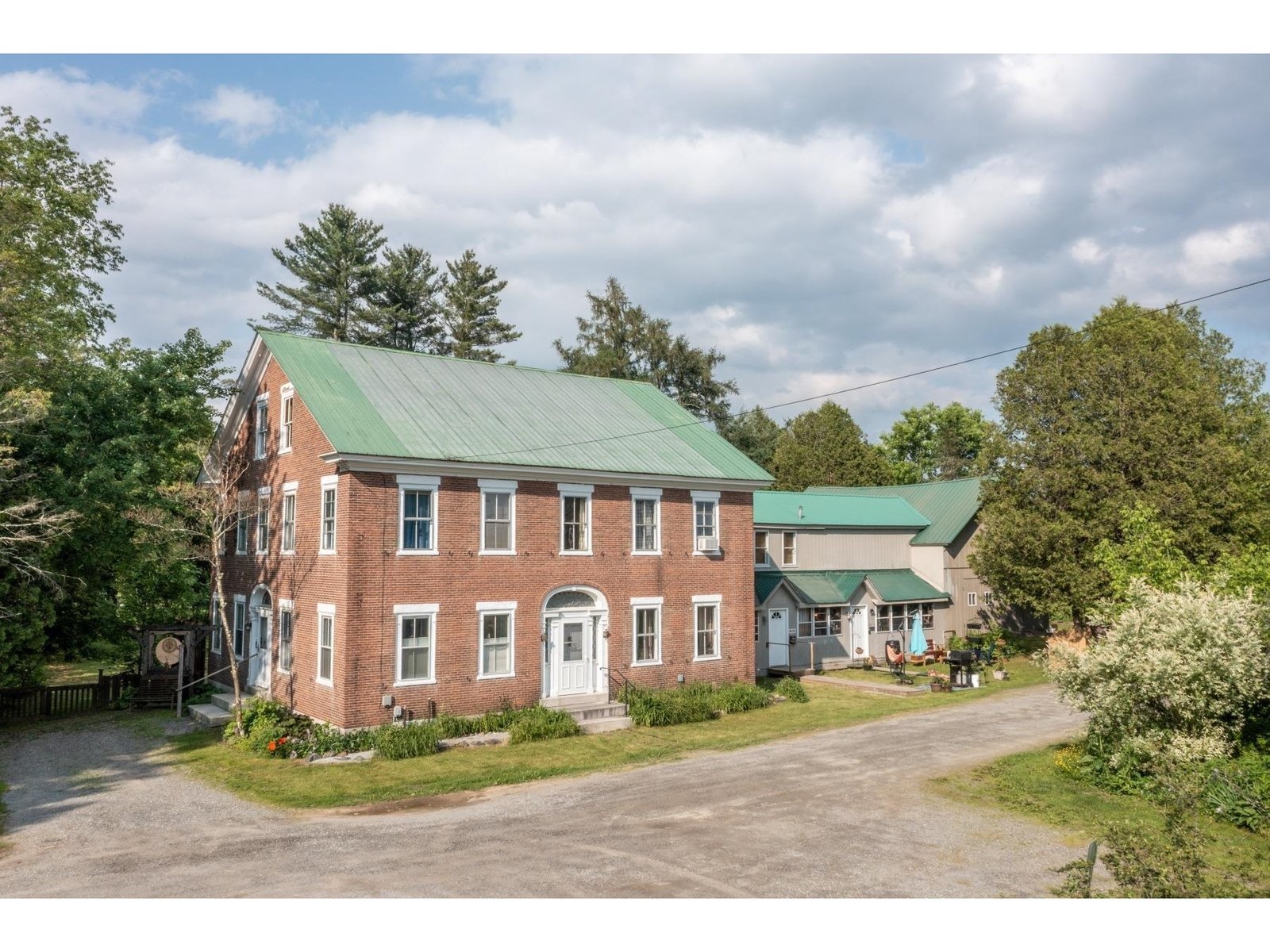 632 Morristown Corners Road, Morristown