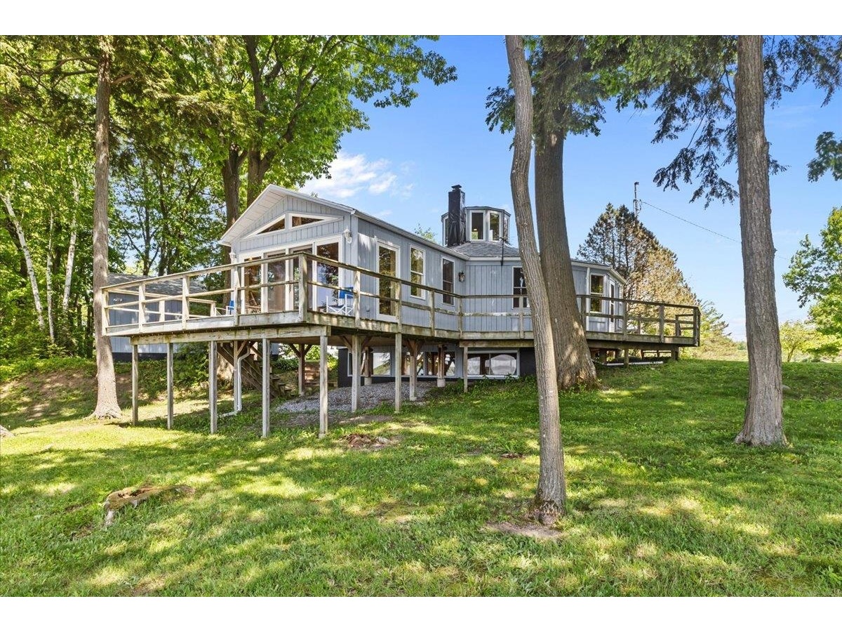 144 Lakewood Drive, Swanton