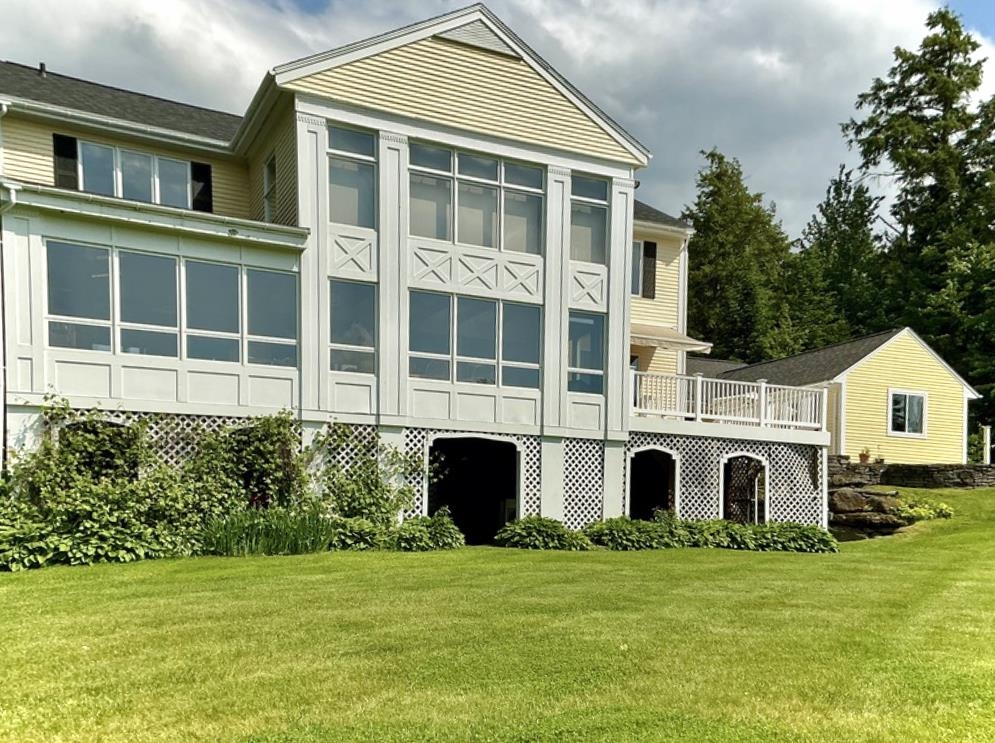 11 High Meadow Road, Stowe