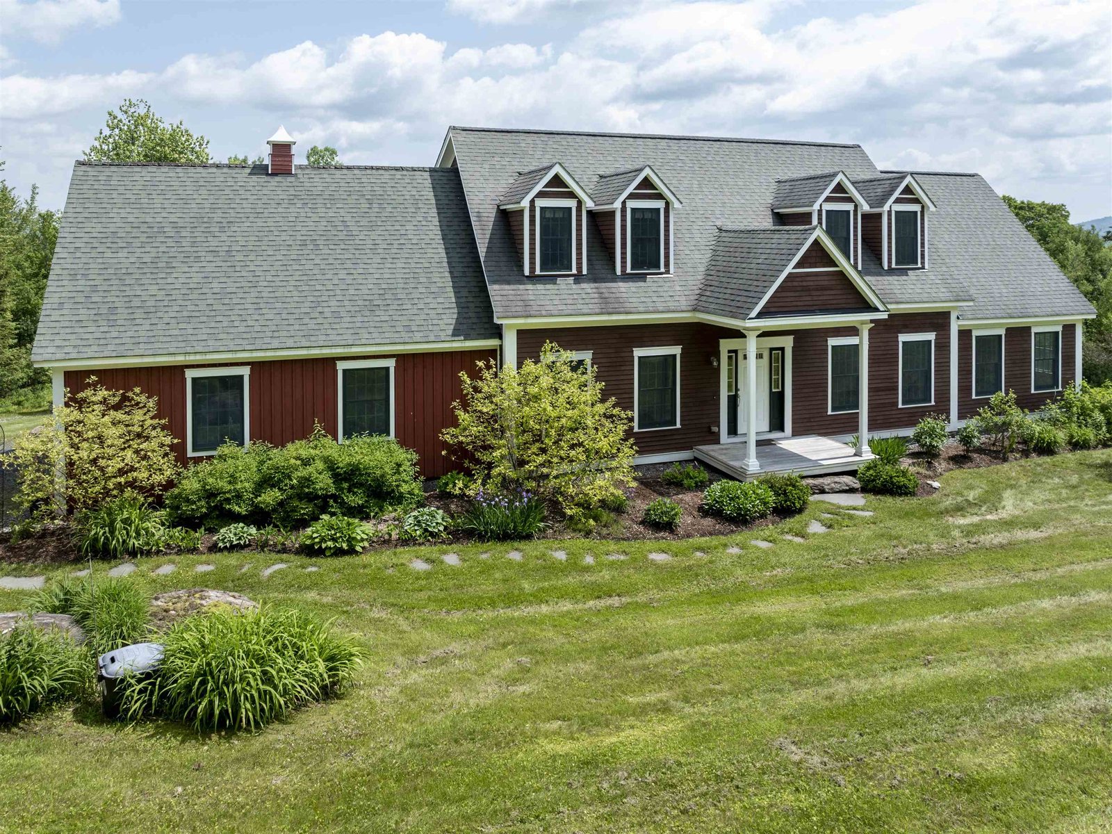 100 Fern Hill Lane, Morristown