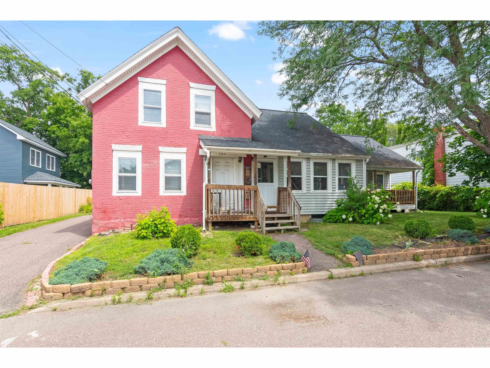 197 West Allen Street, Winooski