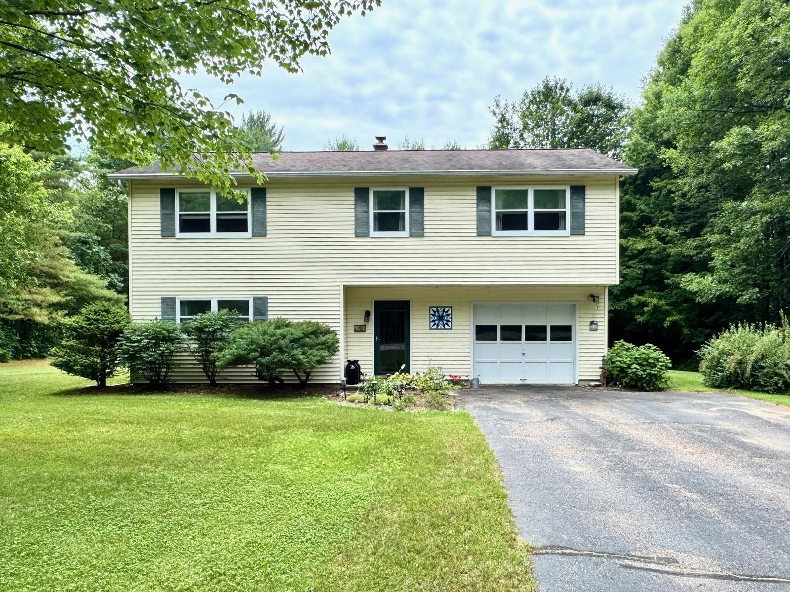 43 Quail Hollow Drive, Milton
