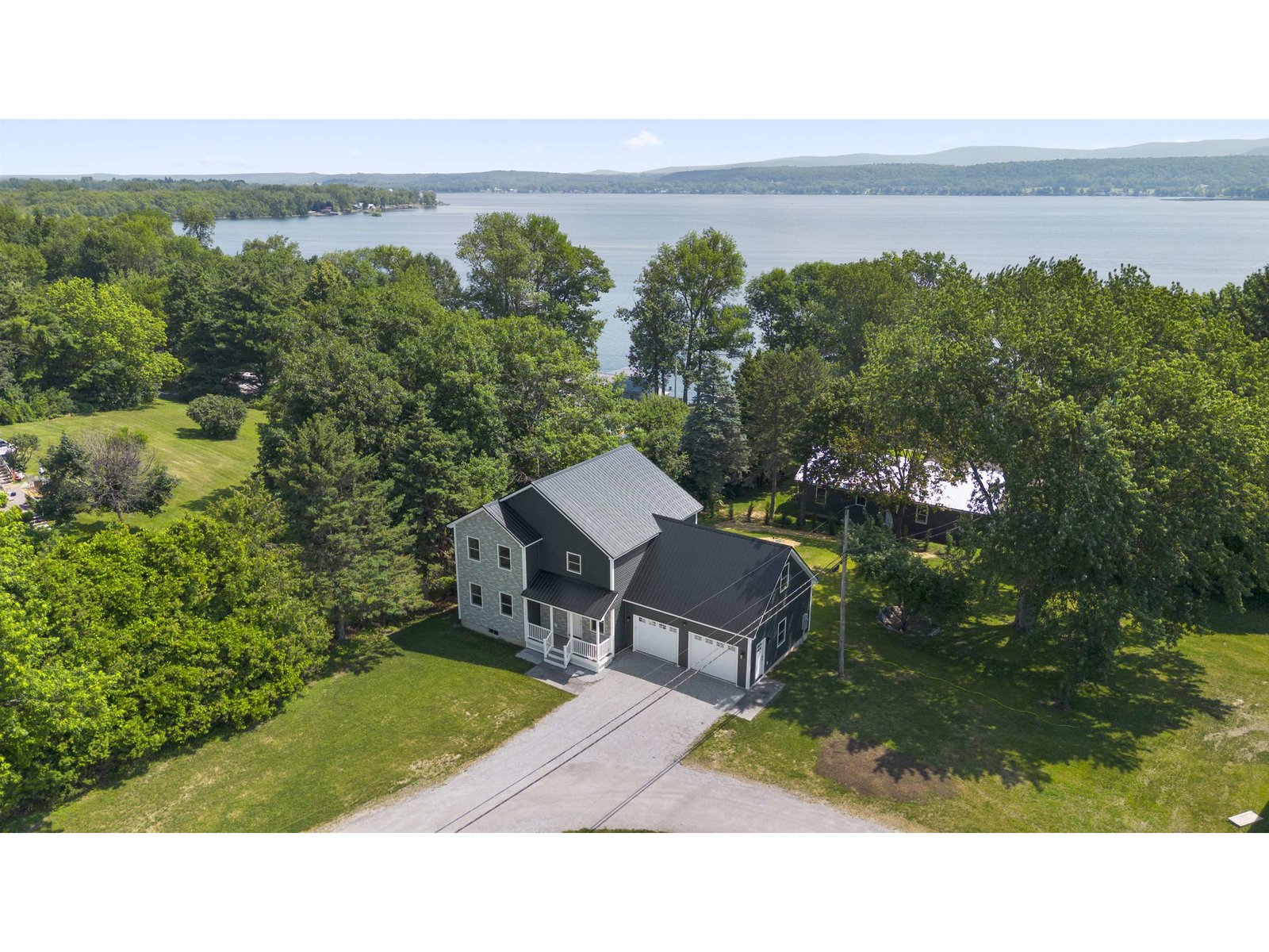 2159 Hathaway Point Road, St. Albans Town