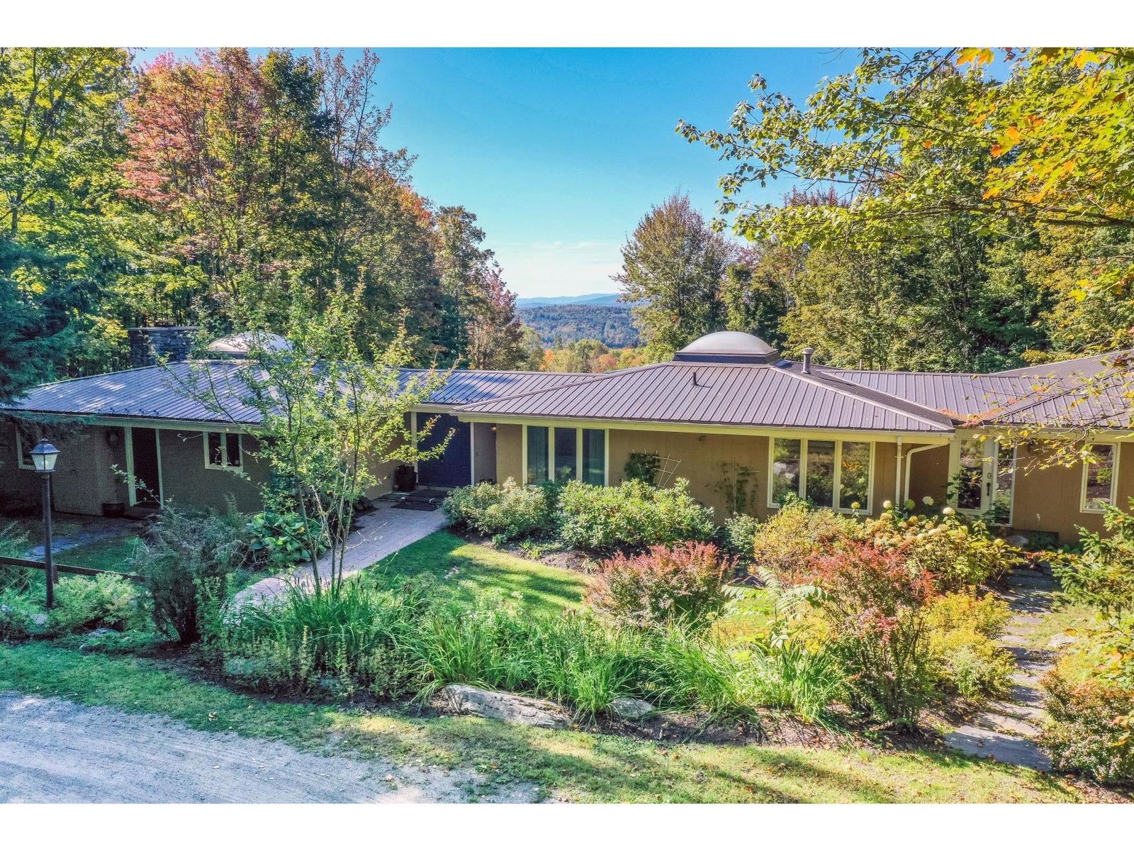 835 Alpine View Road, Stowe