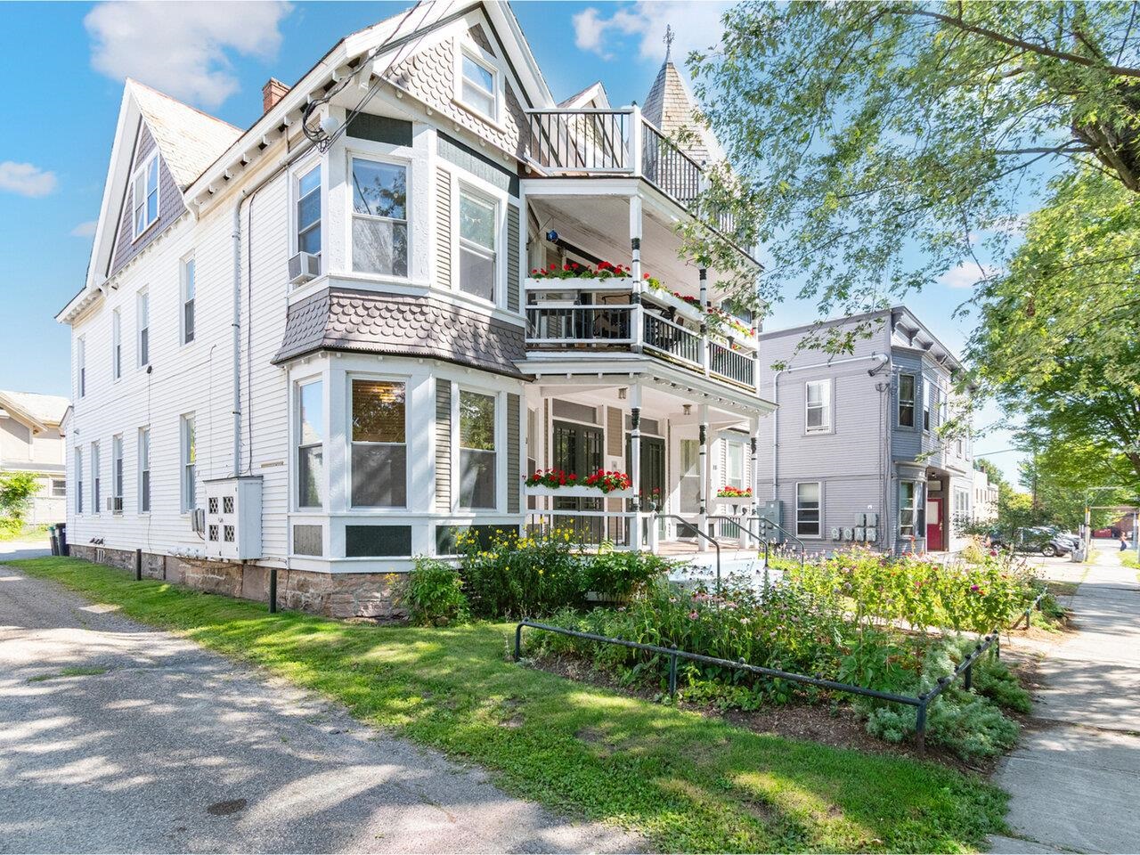20 Clarke Street, Burlington
