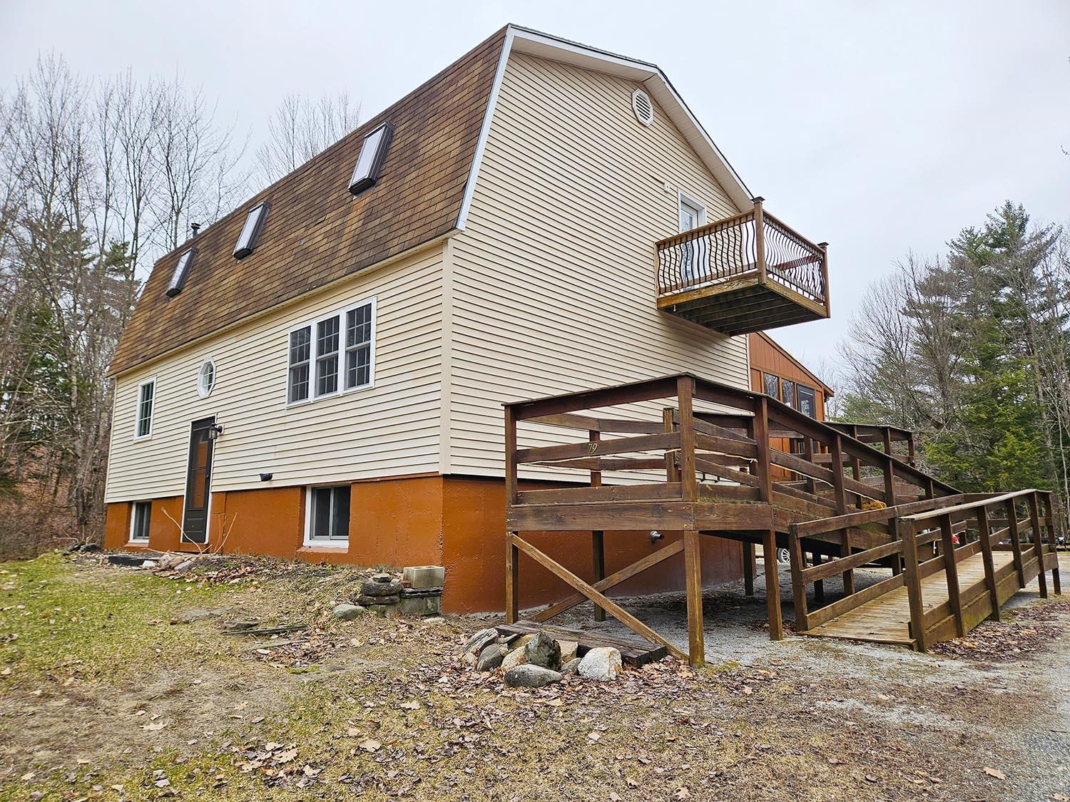 79 Waugh Farm Road, Swanton