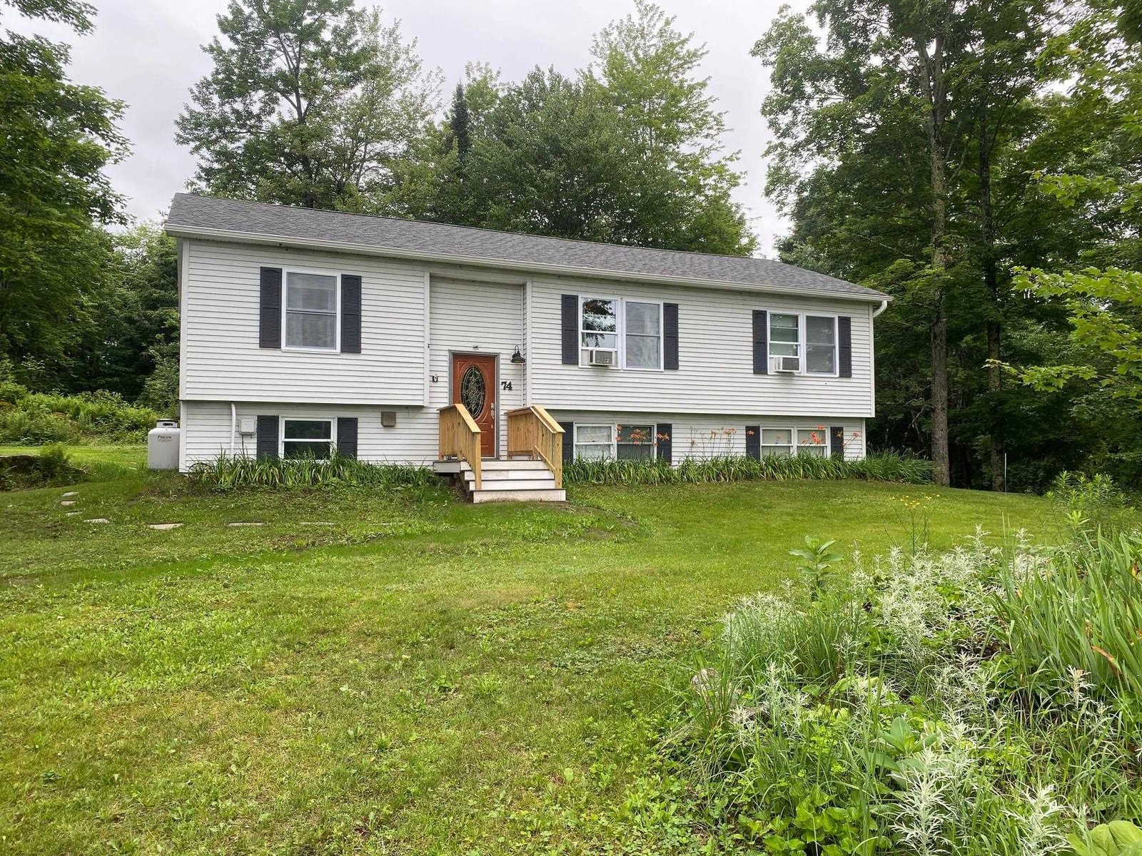 74 Plane View Road, Morristown