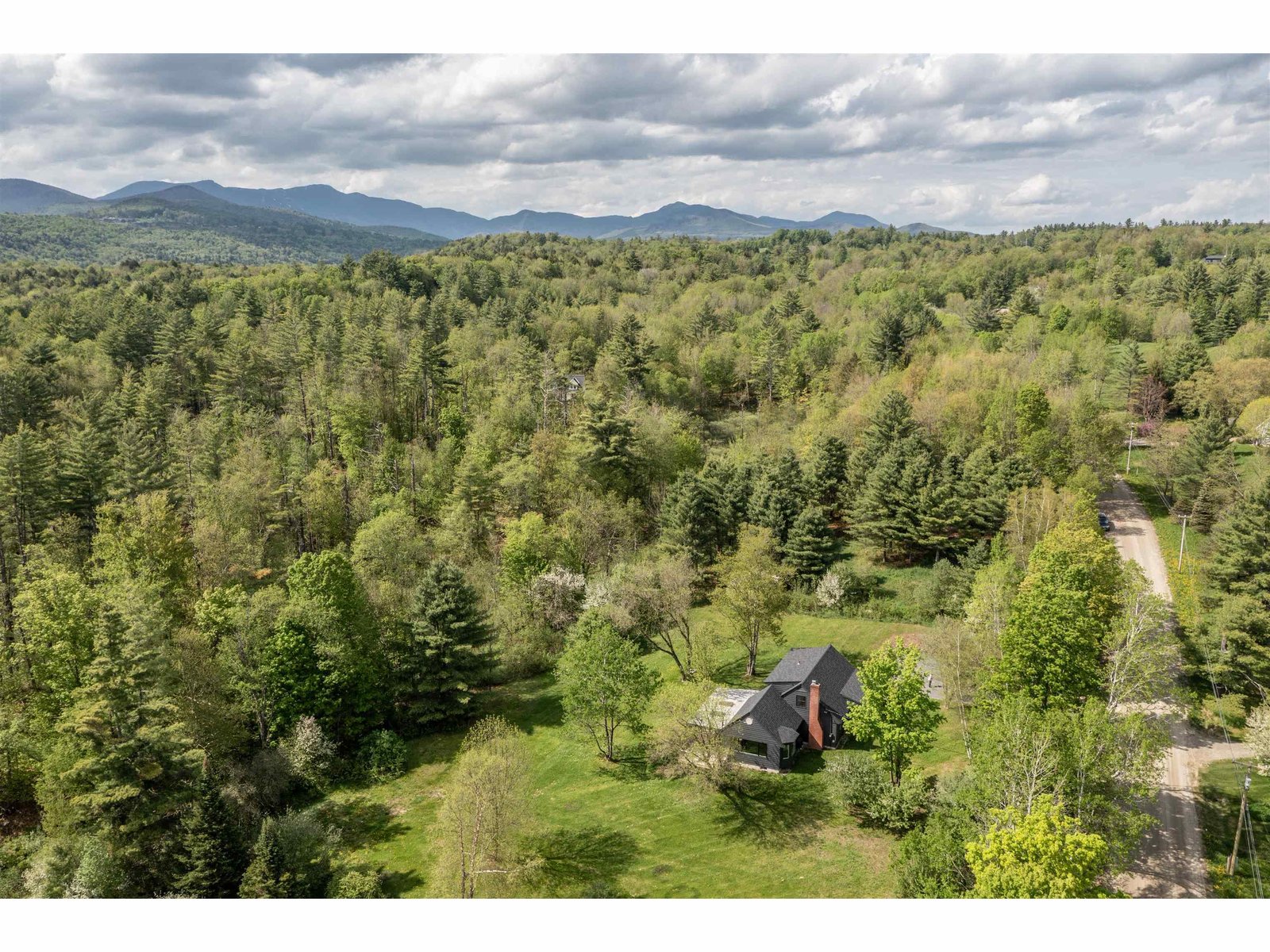 127 Shaw Hill Road, Stowe