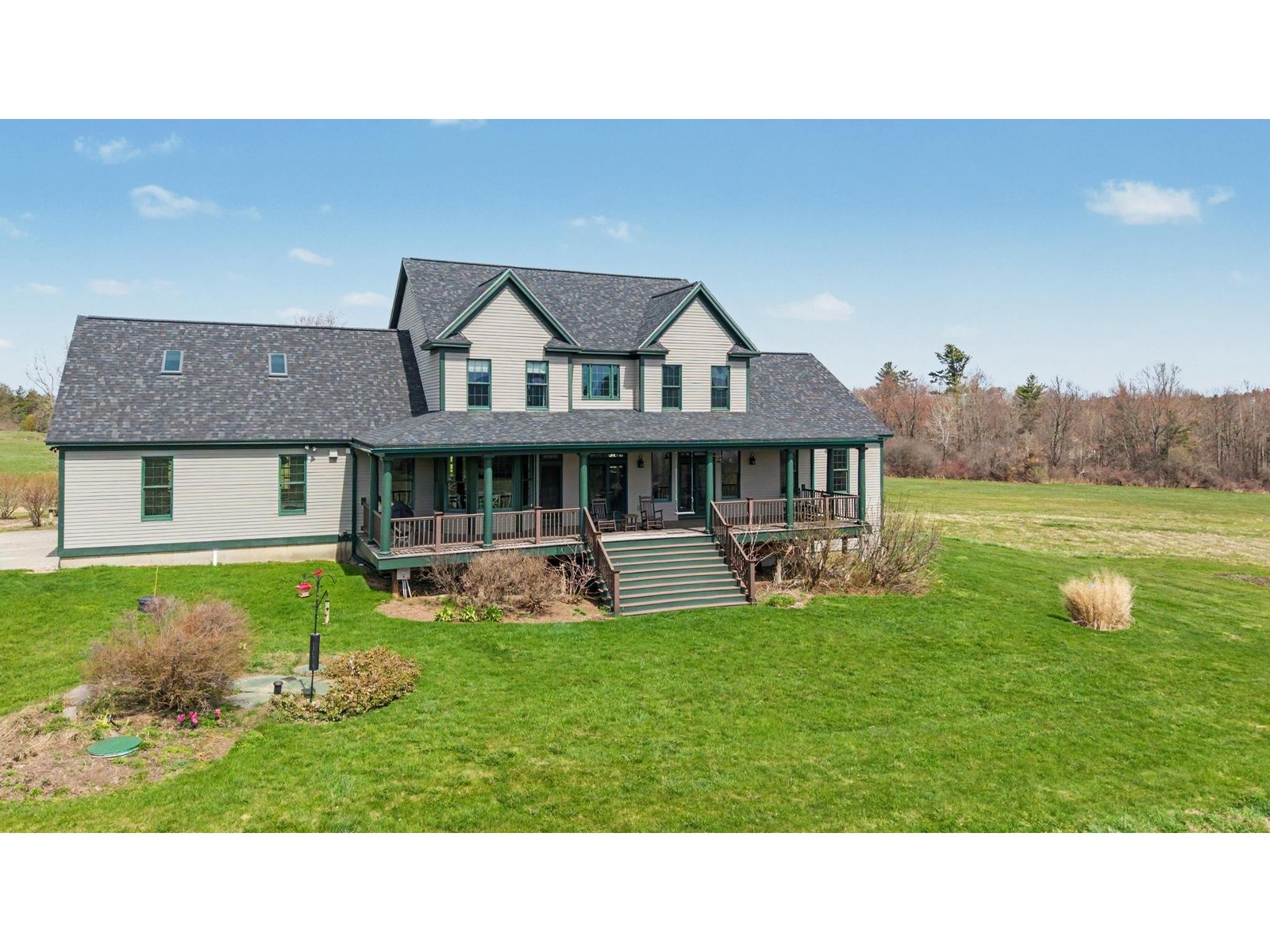 4517 Oak Hill Road, Williston