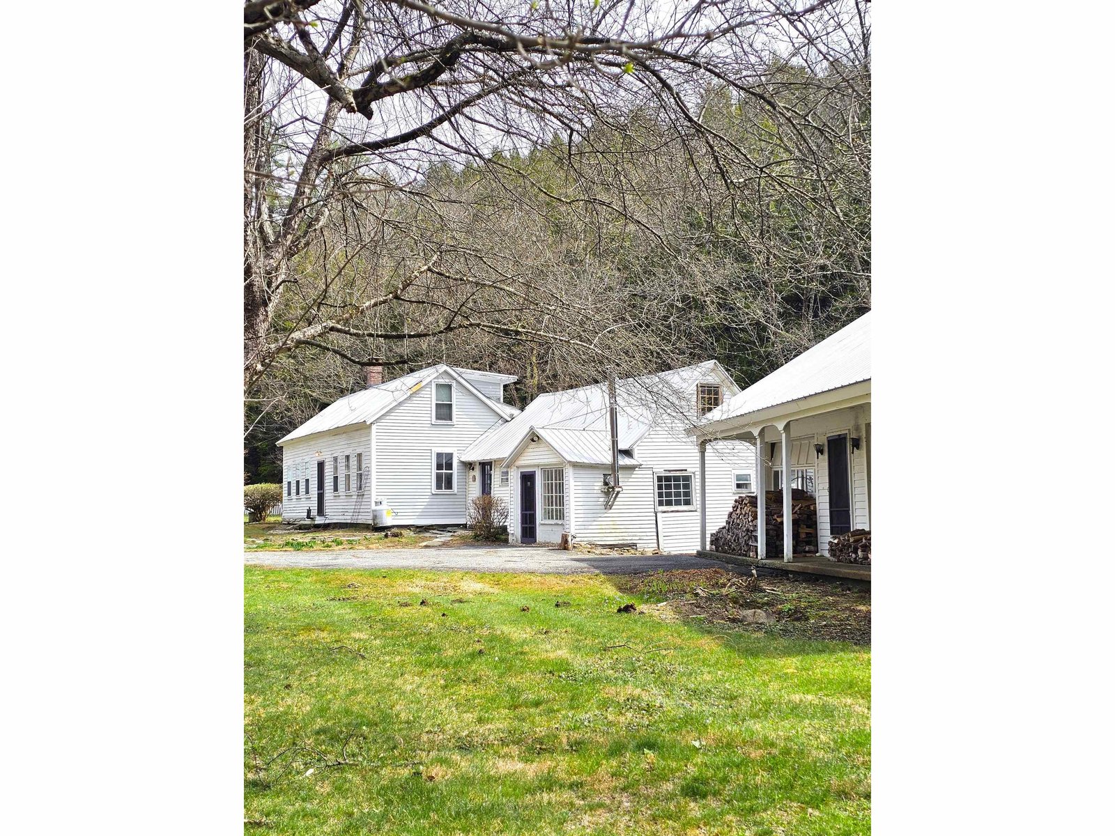 30 Back Street, Newfane
