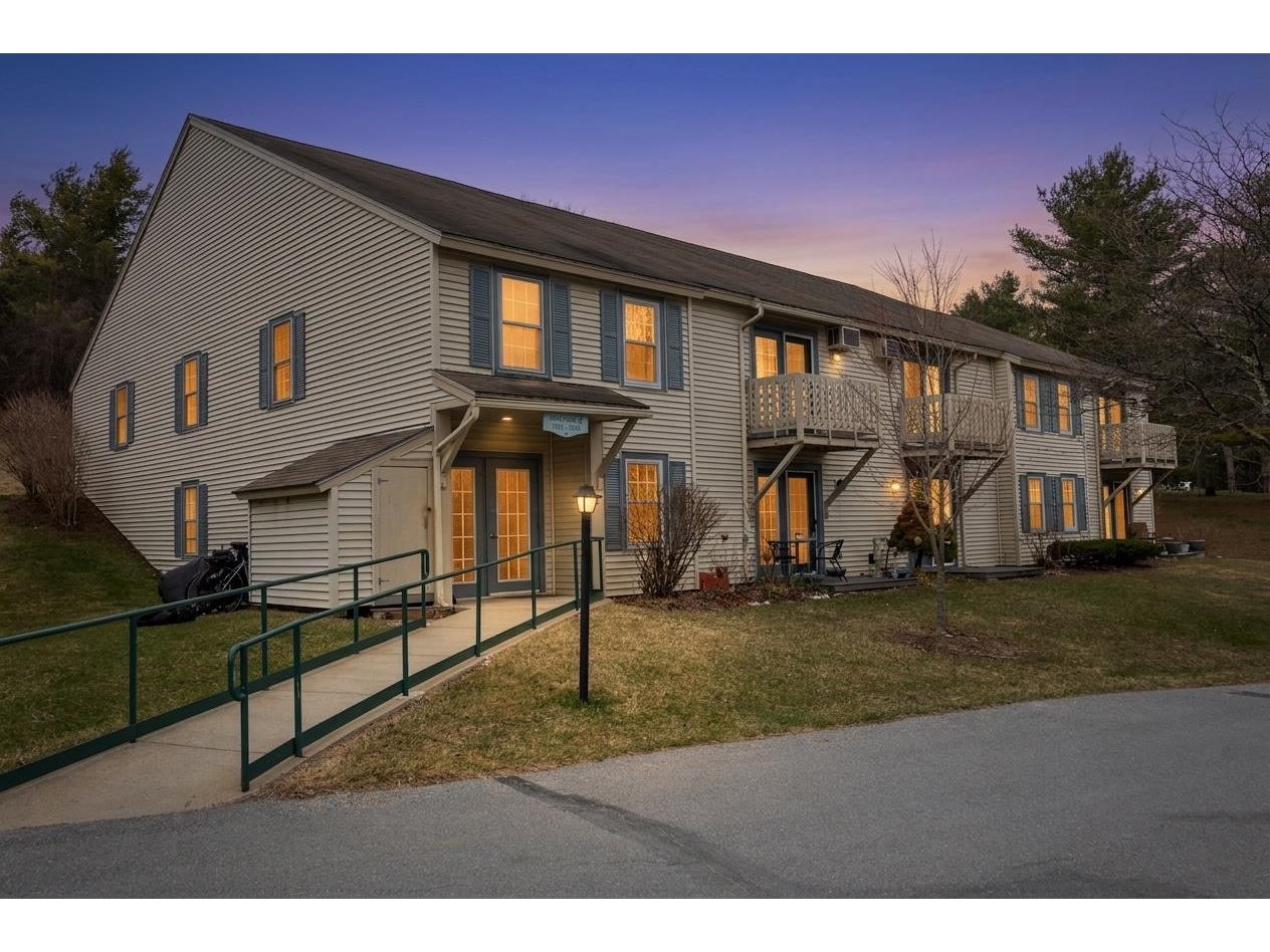1102 The Terraces, Shelburne