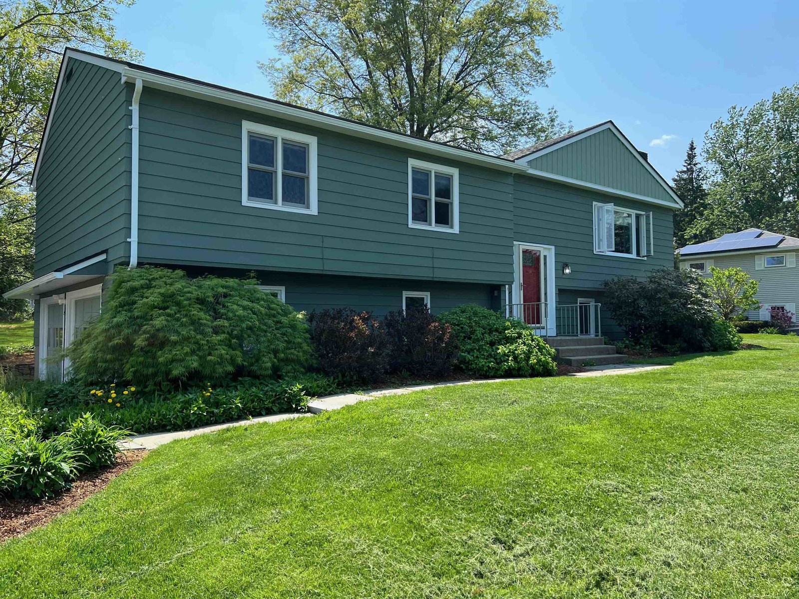 338 Collamer Circle, Shelburne
