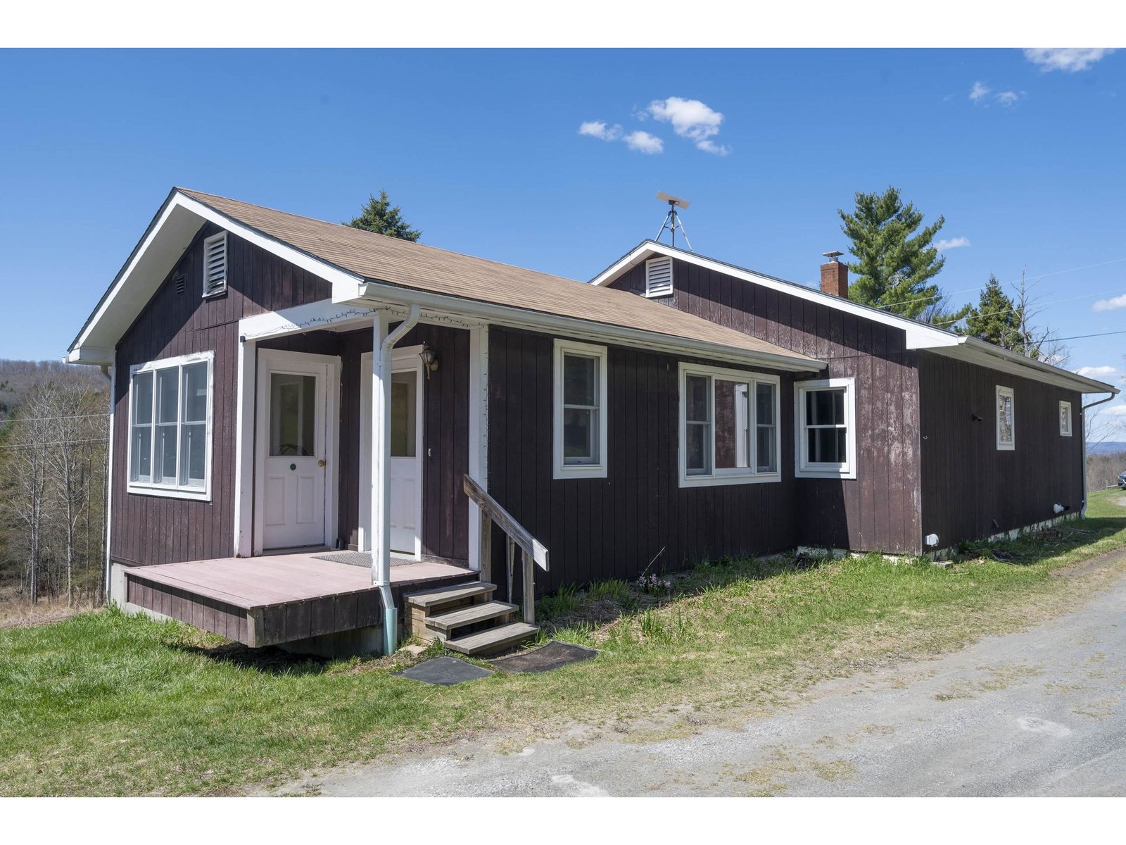246 Gray Road, Plainfield
