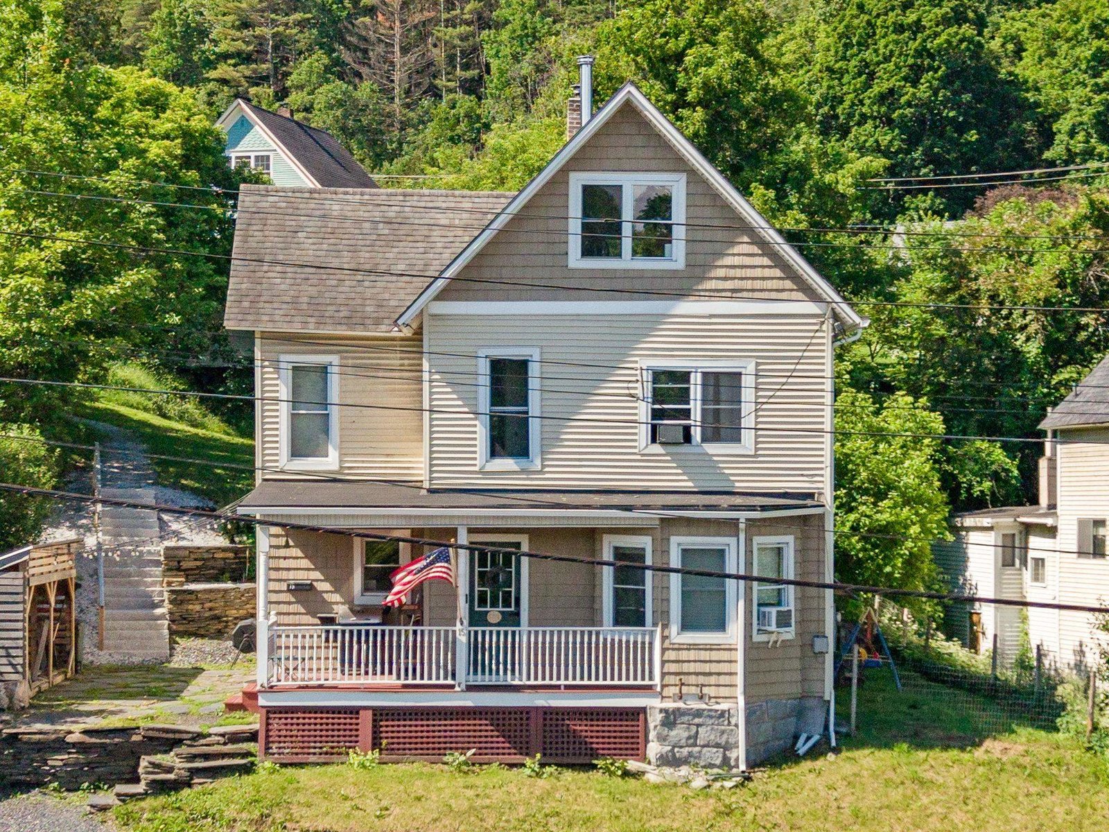 15 River Street, Montpelier