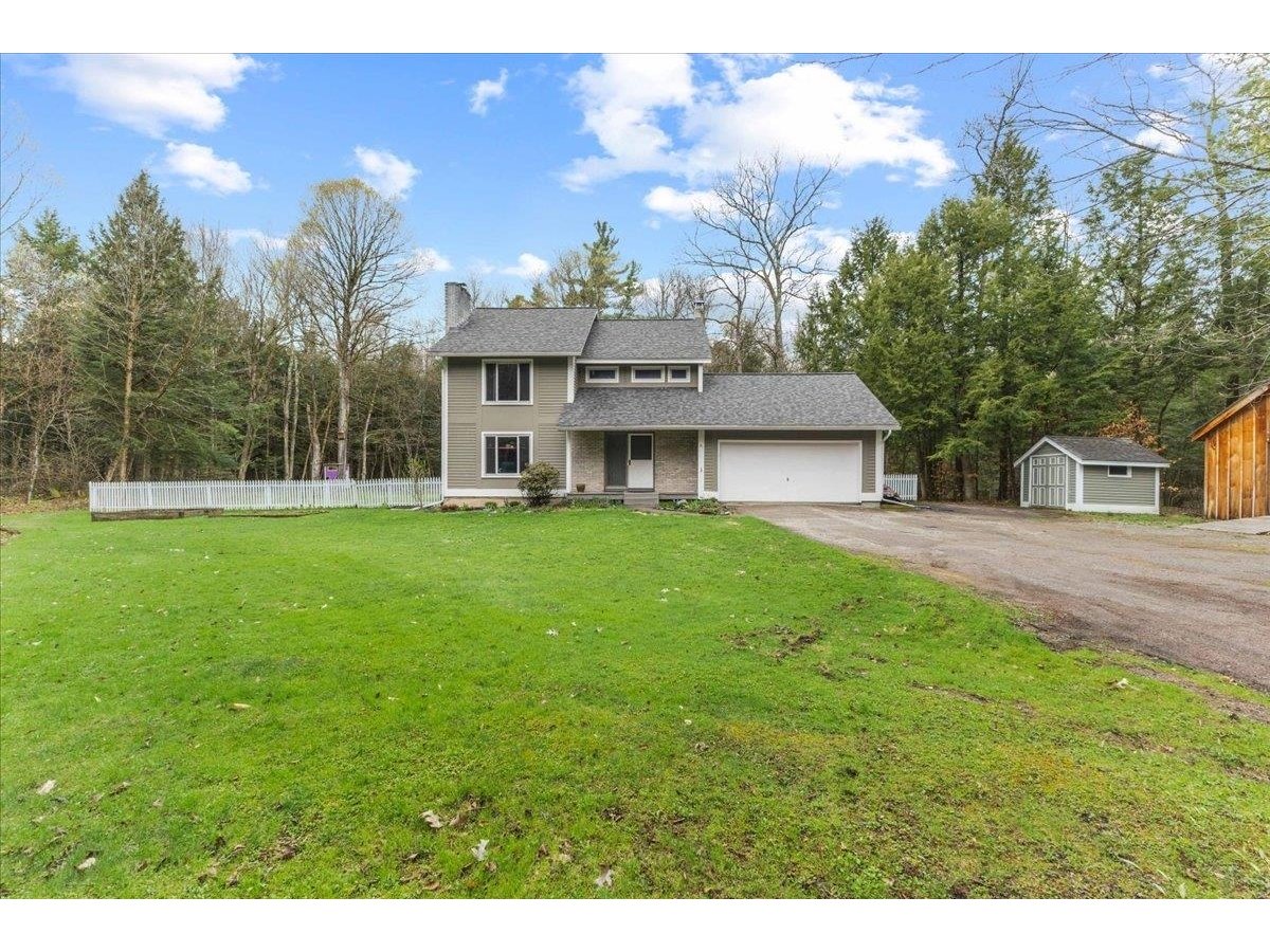 21 John Davis Drive, Jericho