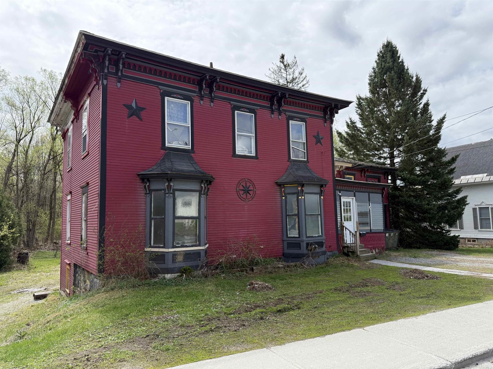 48 Province Street, Richford