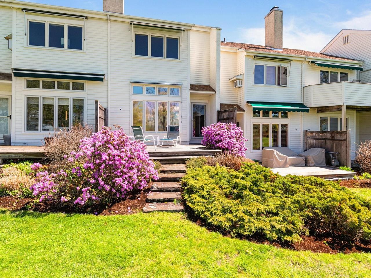 545 South Prospect Street, Burlington