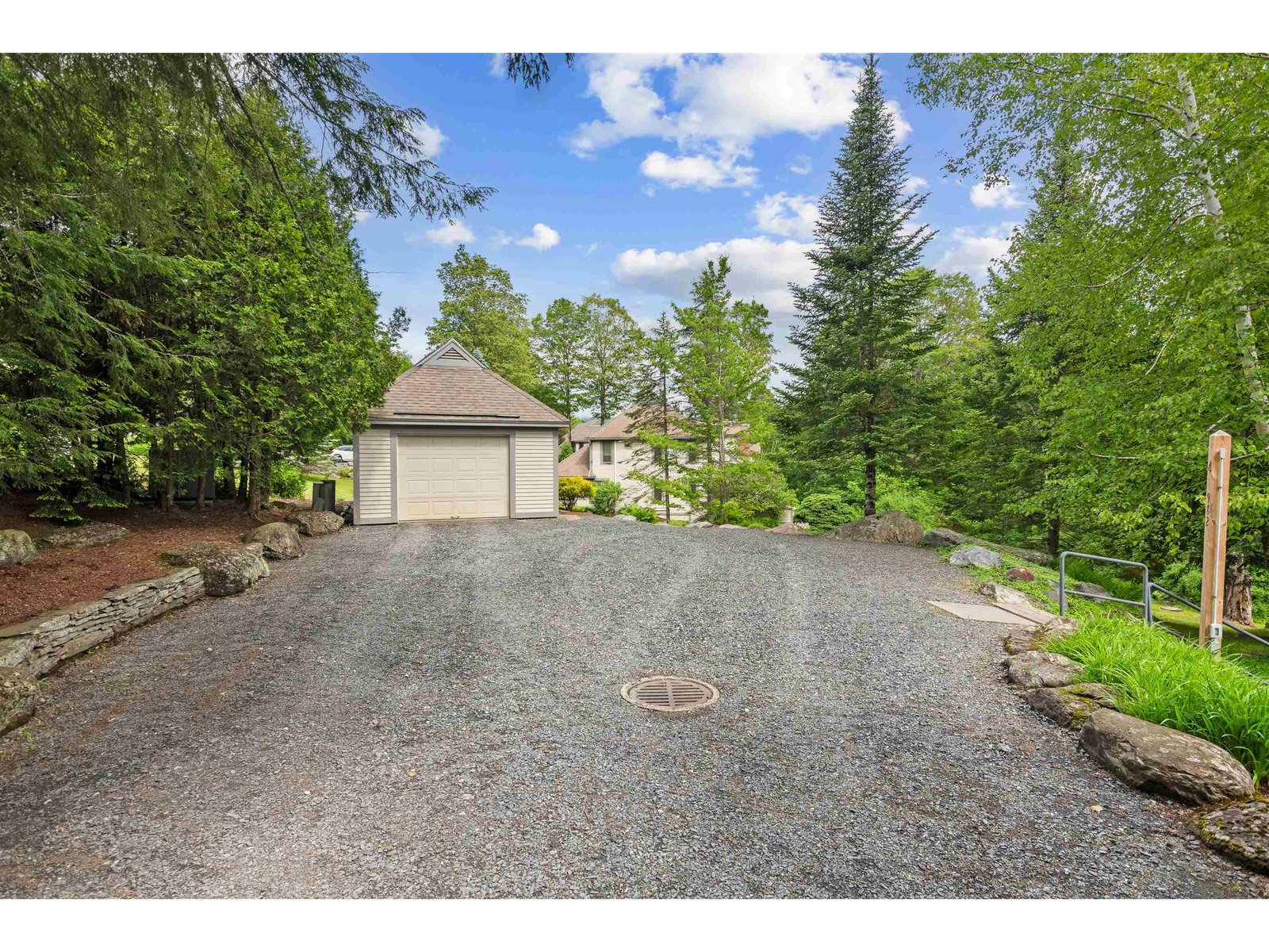 982 Brook Road, Stowe