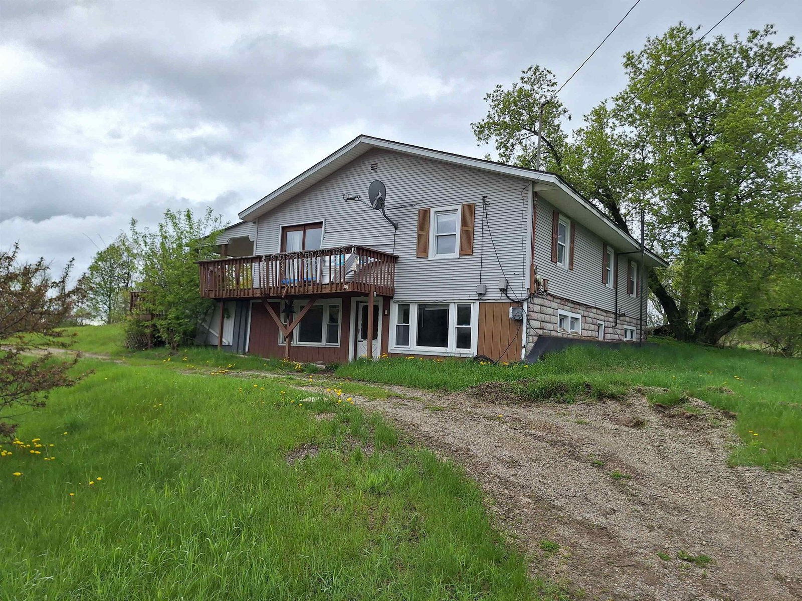 159 VT Route 105, Sheldon