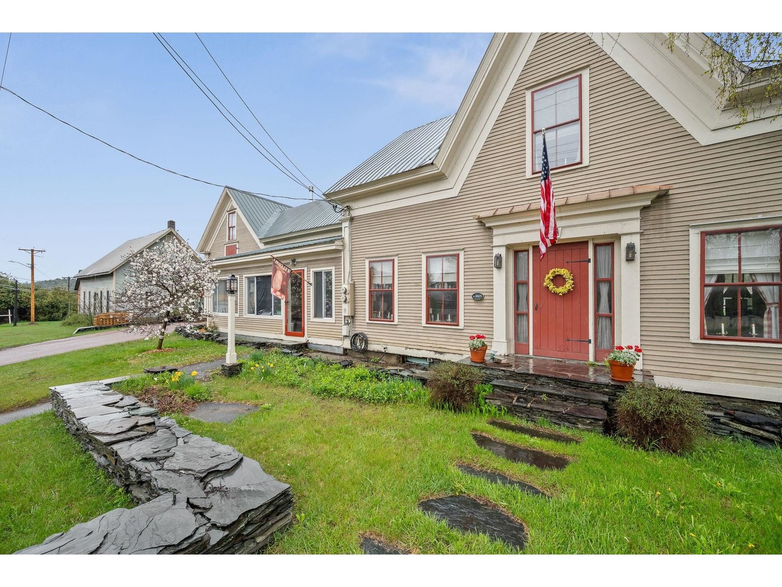 3471 Waterbury Stowe Road, Waterbury