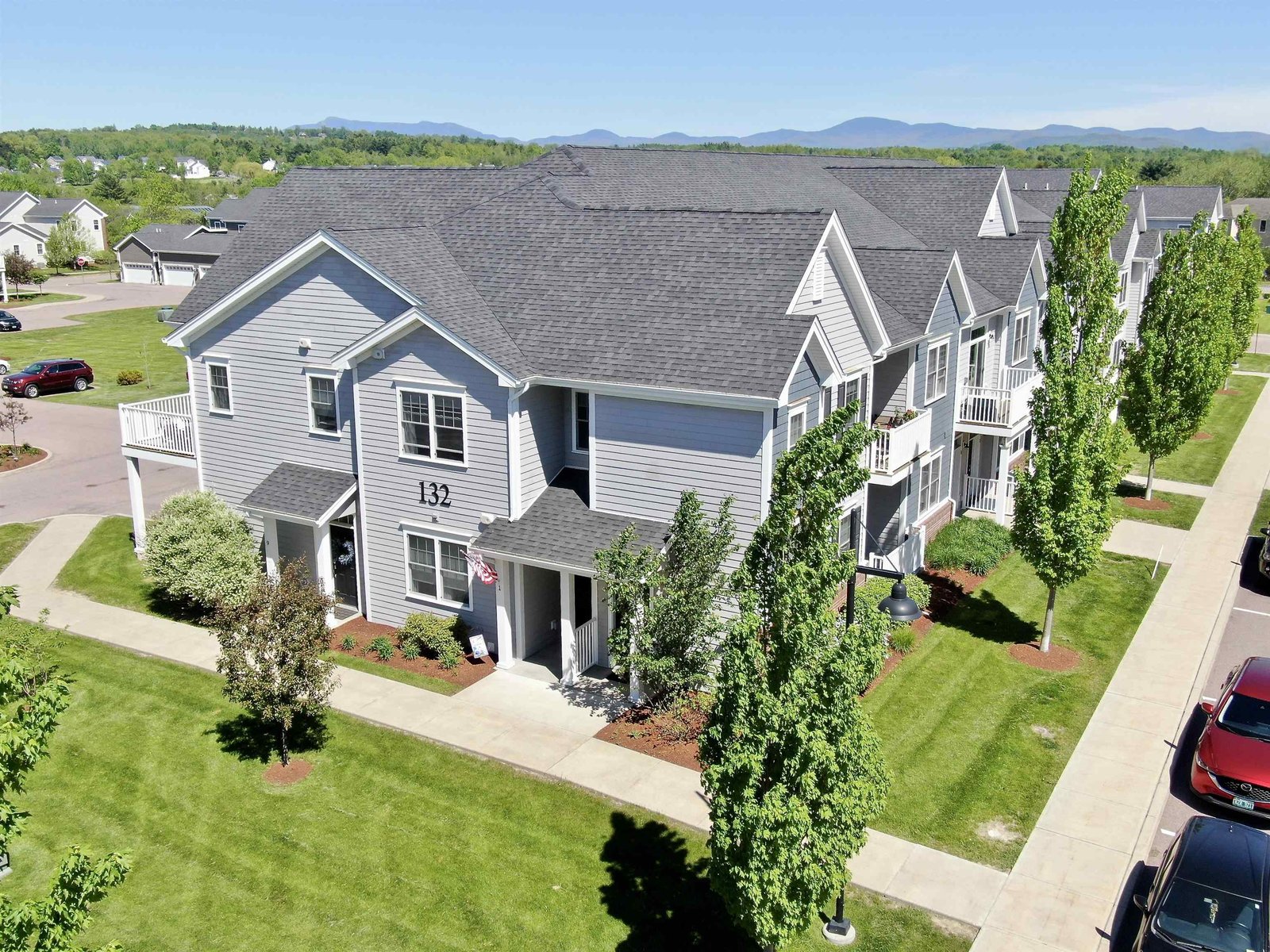 132 Stillwater Lane, Williston