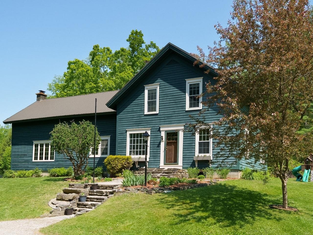 1376 Wes White Hill, Richmond