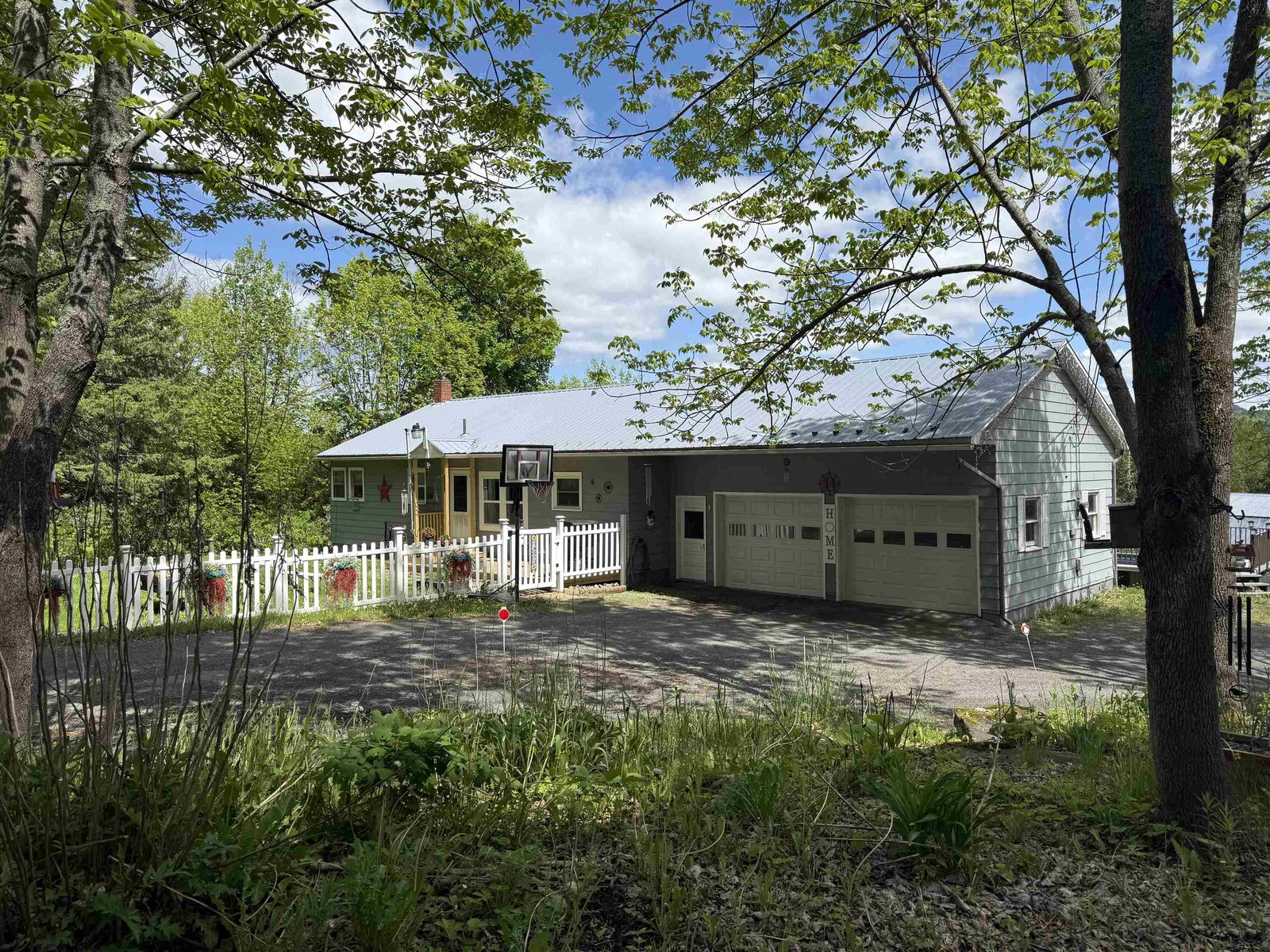 562 Lake Region Road, Barton