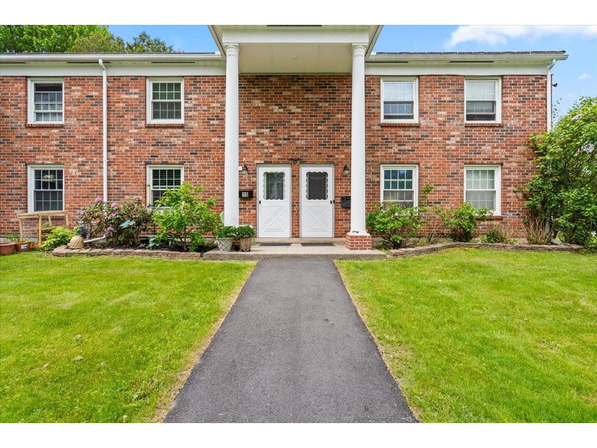 425 Dorset Street, South Burlington