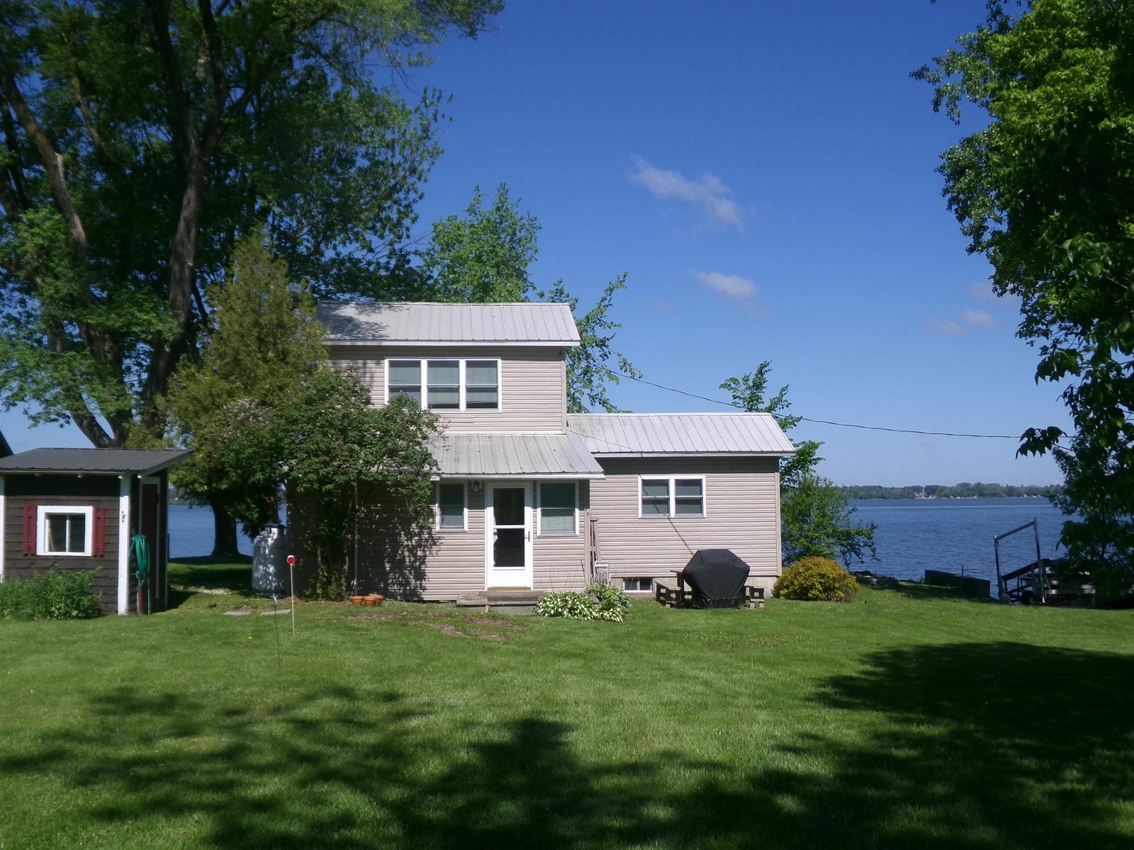 20 Sunset Harbor Road, Swanton